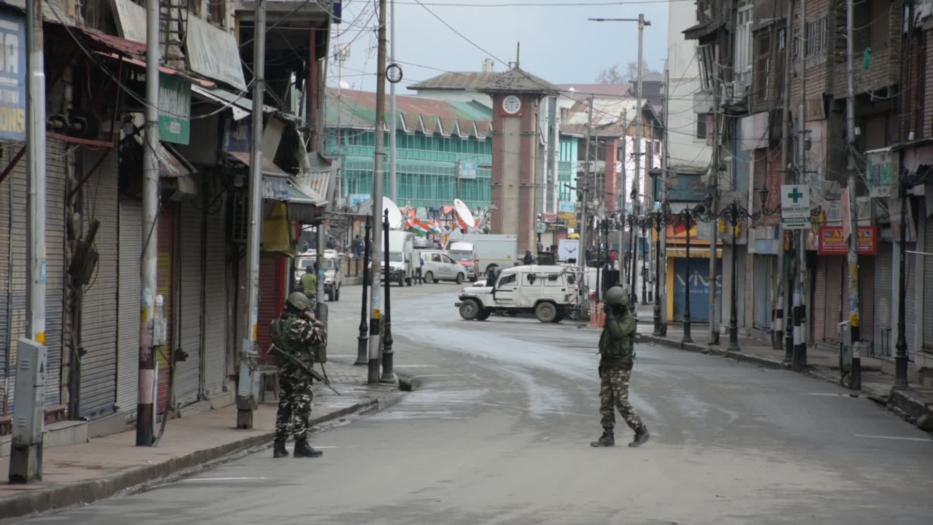 Restriction in Kashmir On India's Republic Day