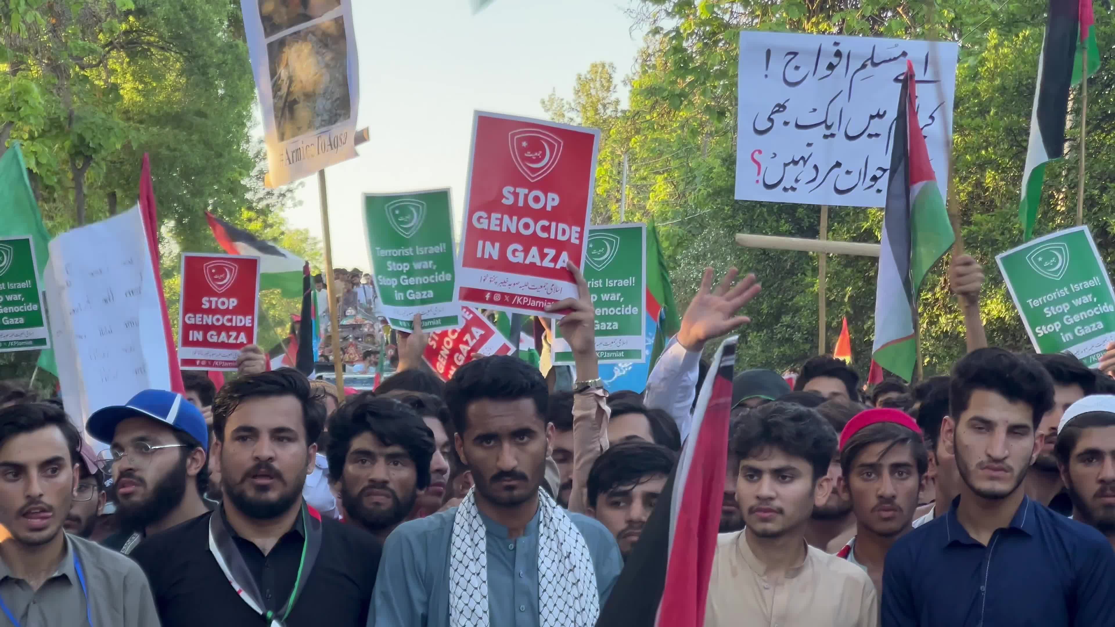 People in Pakistan protest Israel's attack on Rafah