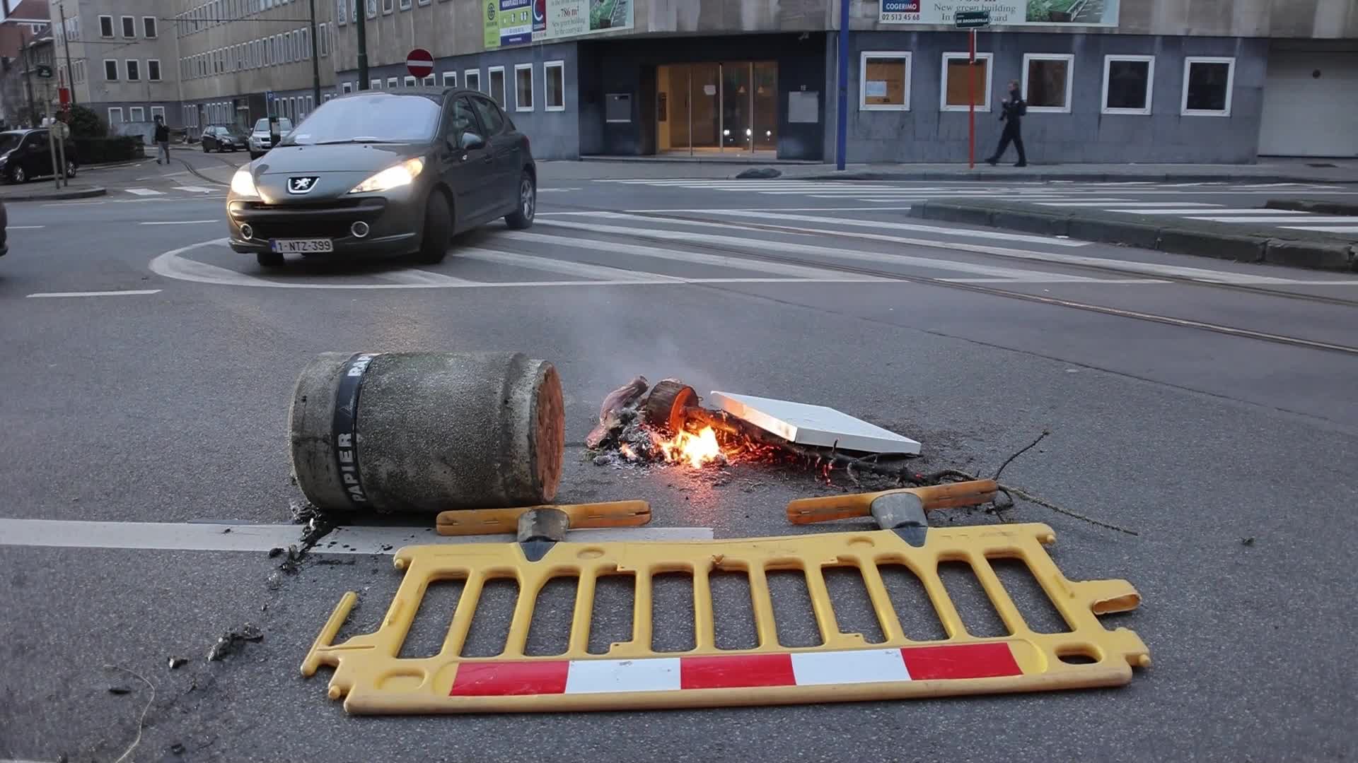 Clashes in Brussels as thousands protest against COVID-19 restrictions
