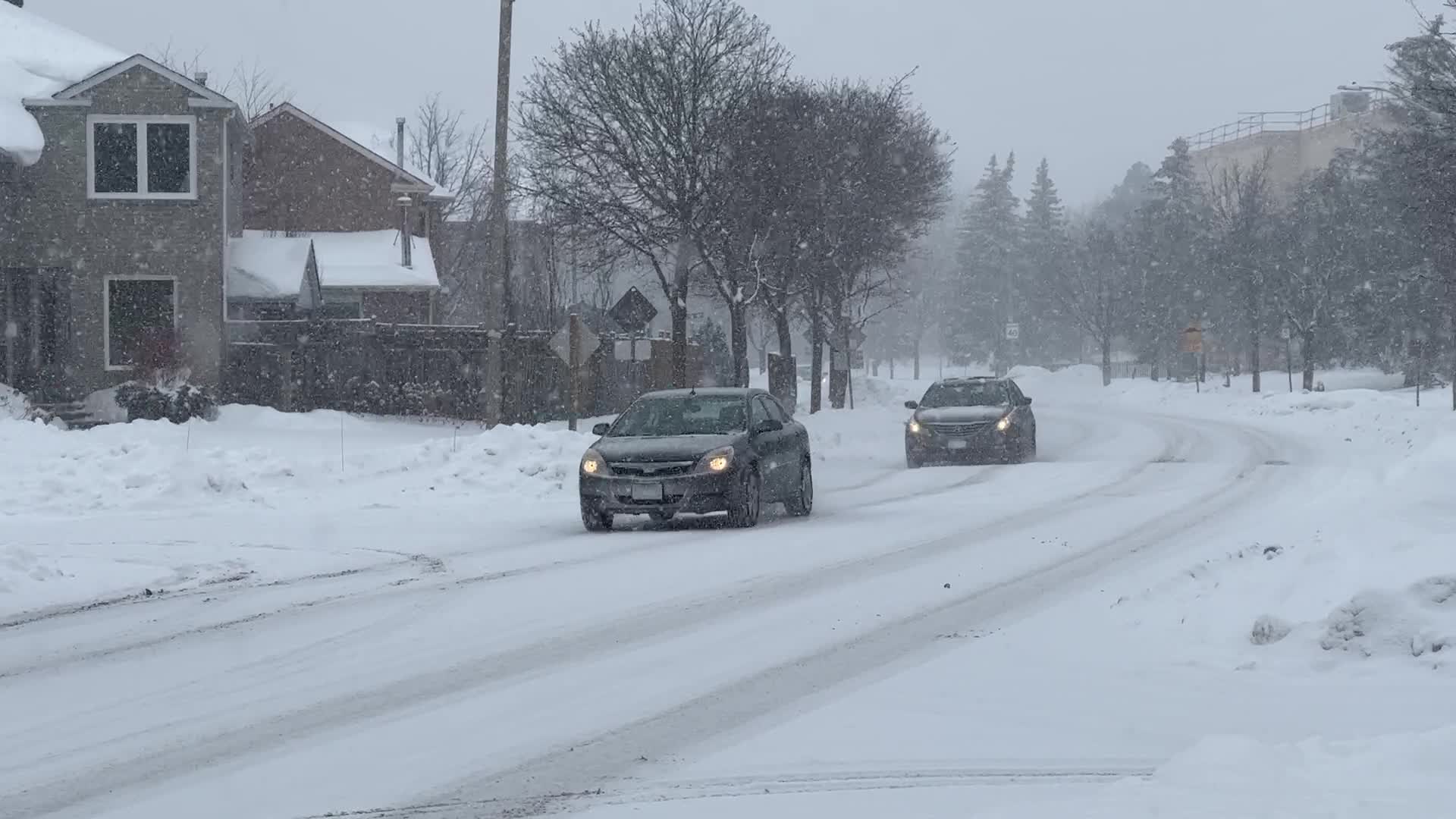 Toronto gets hit by winter snowstorm