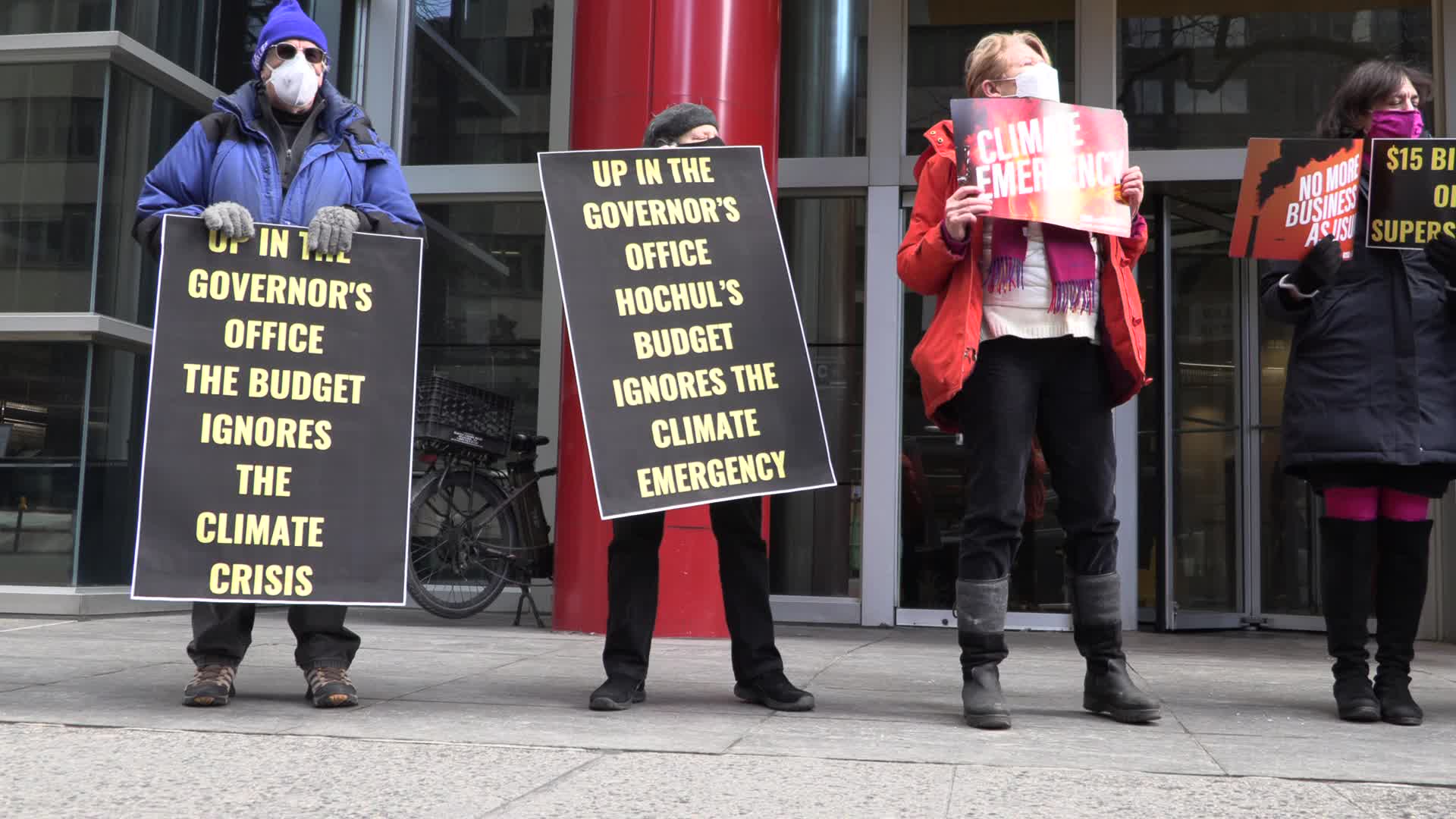 NYC: Climate protesters gather outside Governor's office