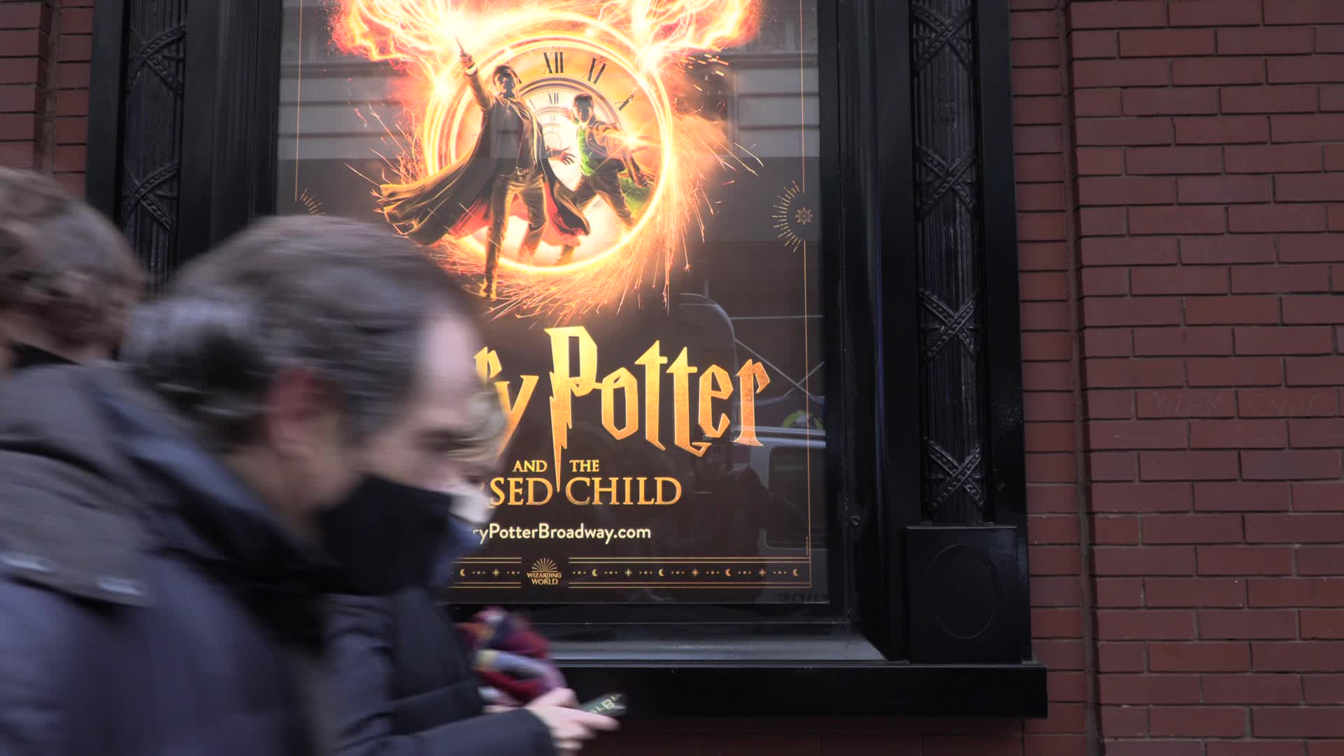 NYC: Harry Potter signs at Lyric Theatre
