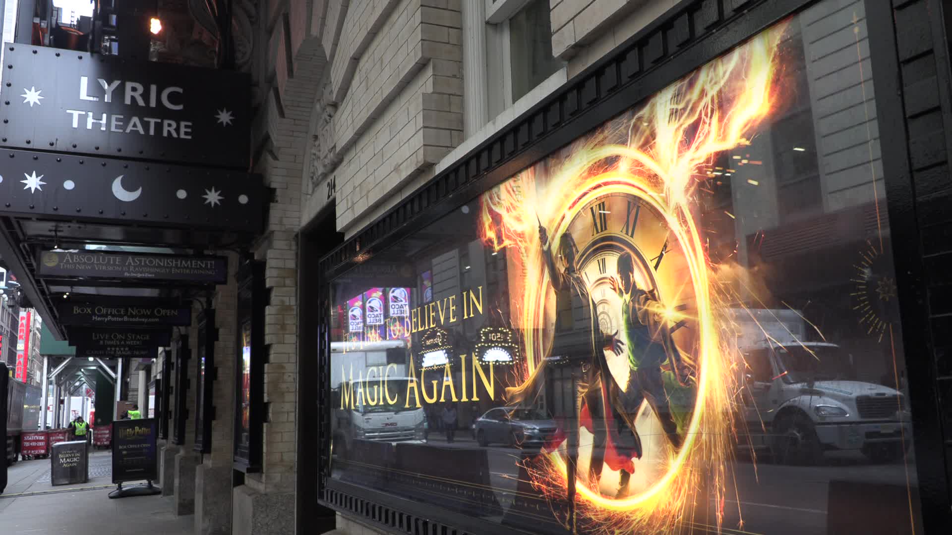 NYC: Harry Potter signs at Lyric Theatre