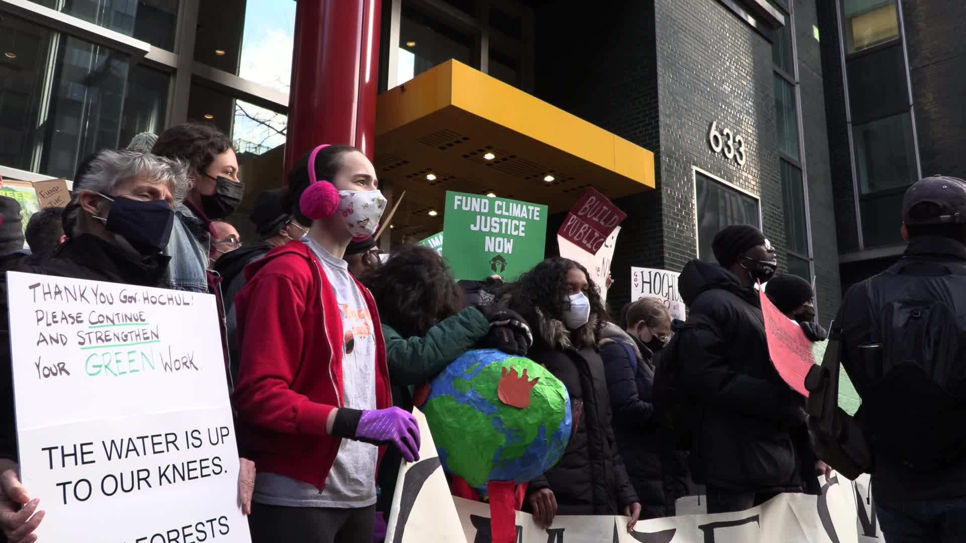 NYC: Climate activists rally in front of Governor Kathy Hochul's office