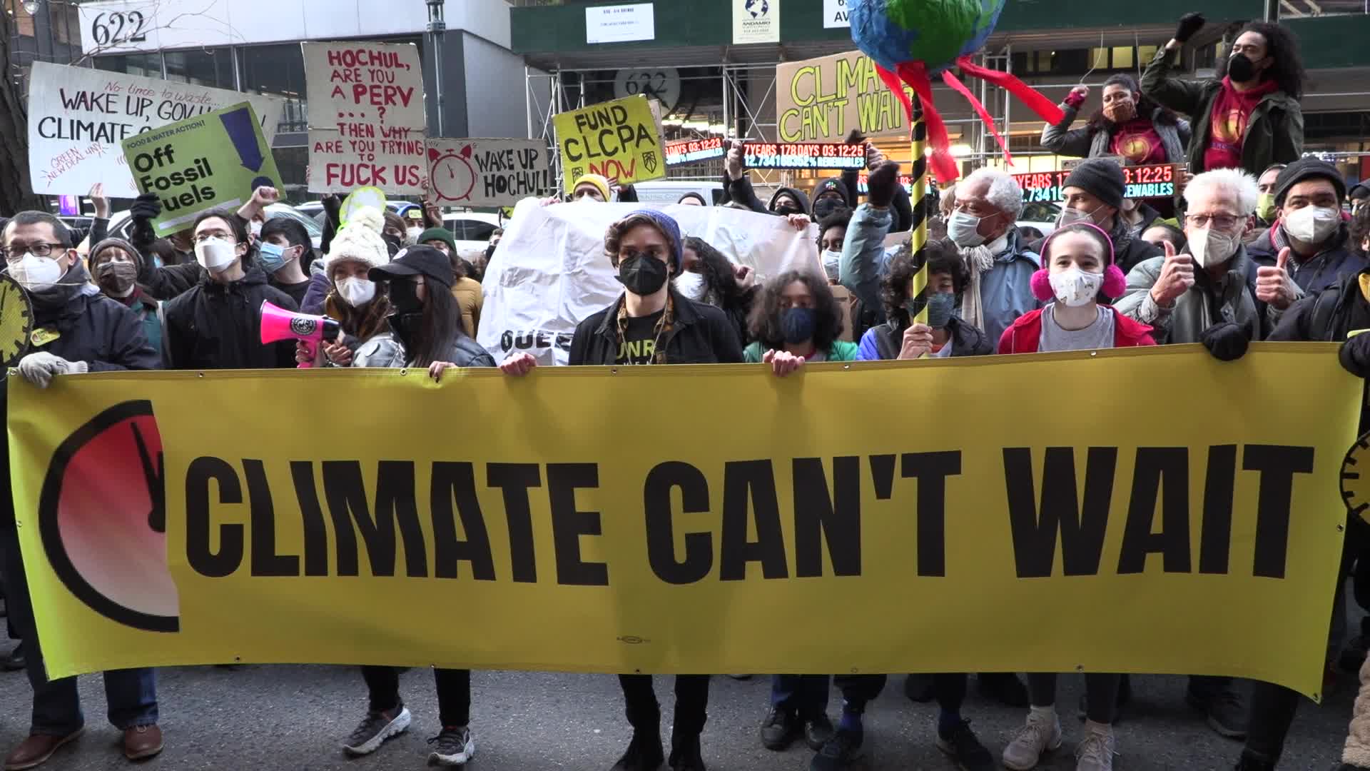 NYC: Climate activists rally in front of Governor Kathy Hochul's office