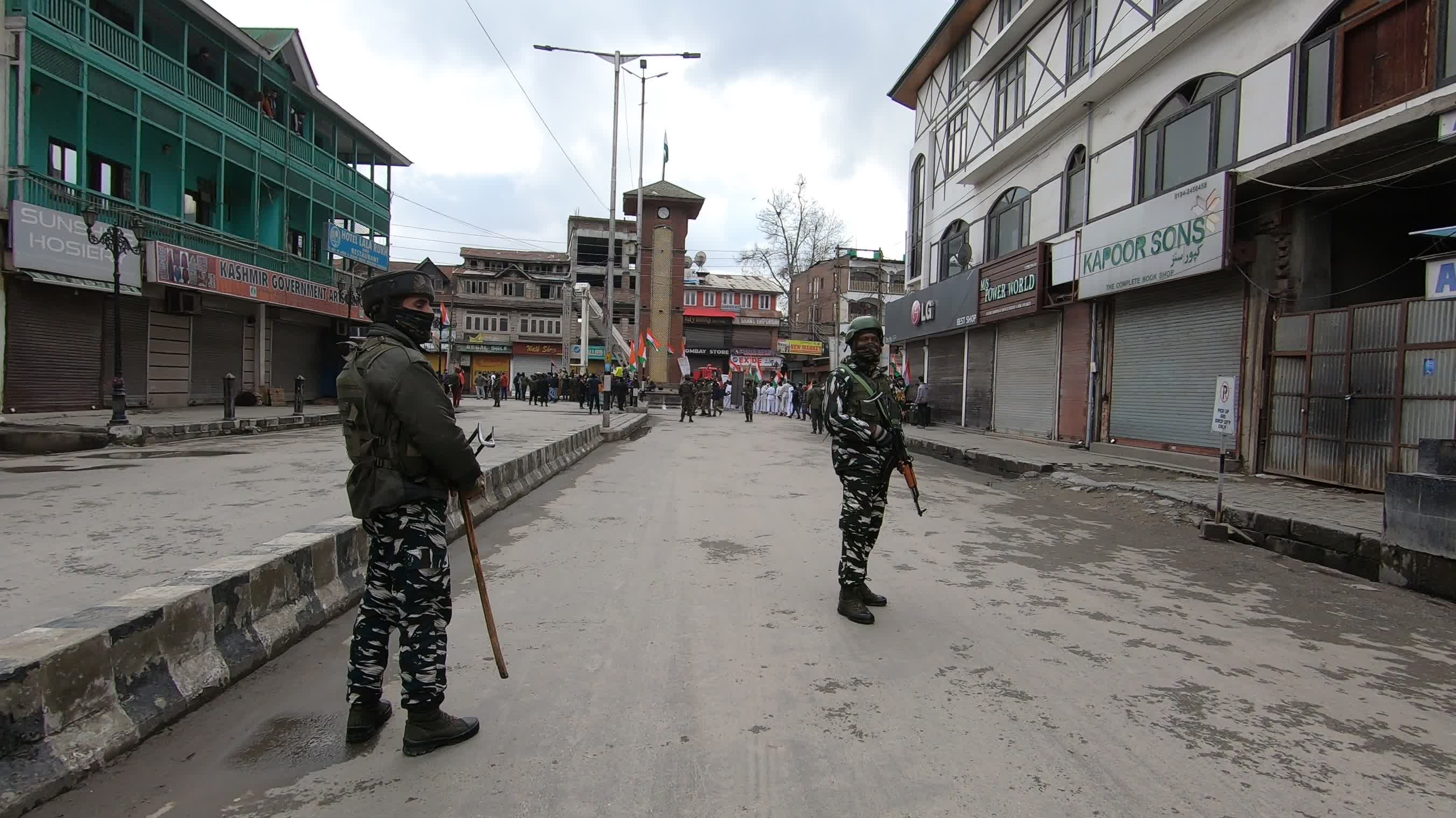 Restriction in Kashmir On India's Republic Day