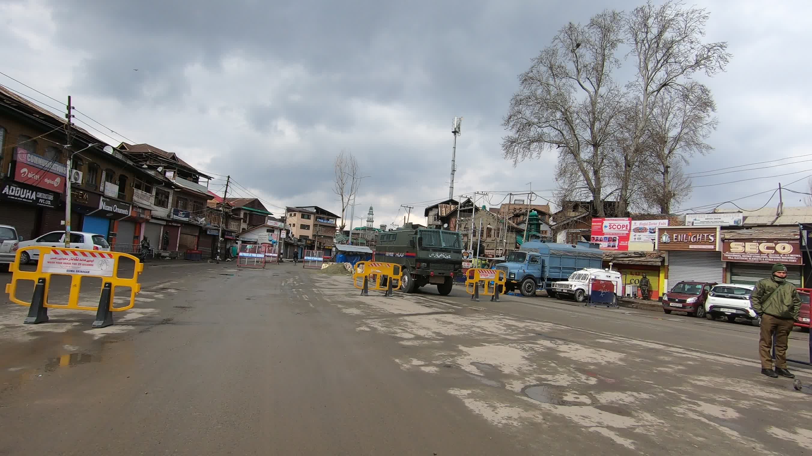 Restriction in Kashmir On India's Republic Day