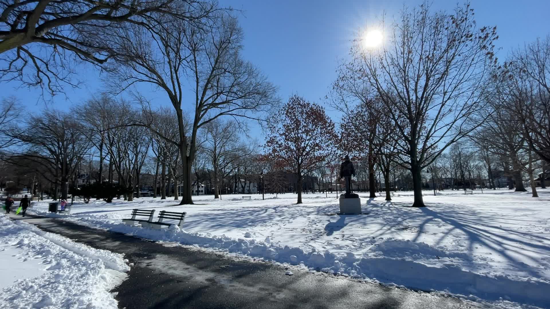 NJ: Snow in Jersey City Lincoln Park