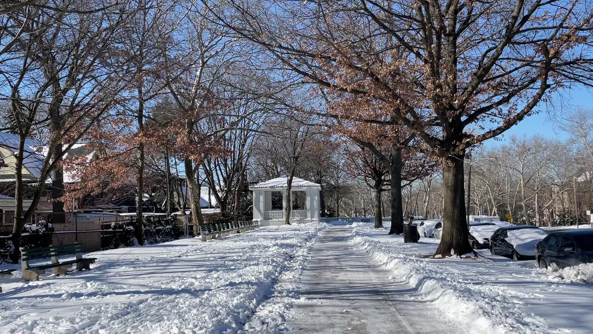 NJ: Snow in Jersey City Lincoln Park