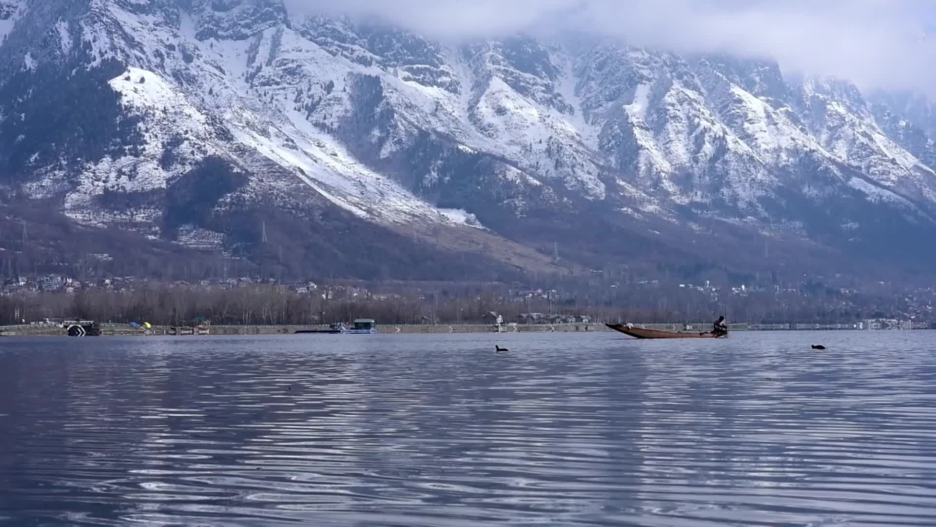Sunny winter in Srinagar Kashmir