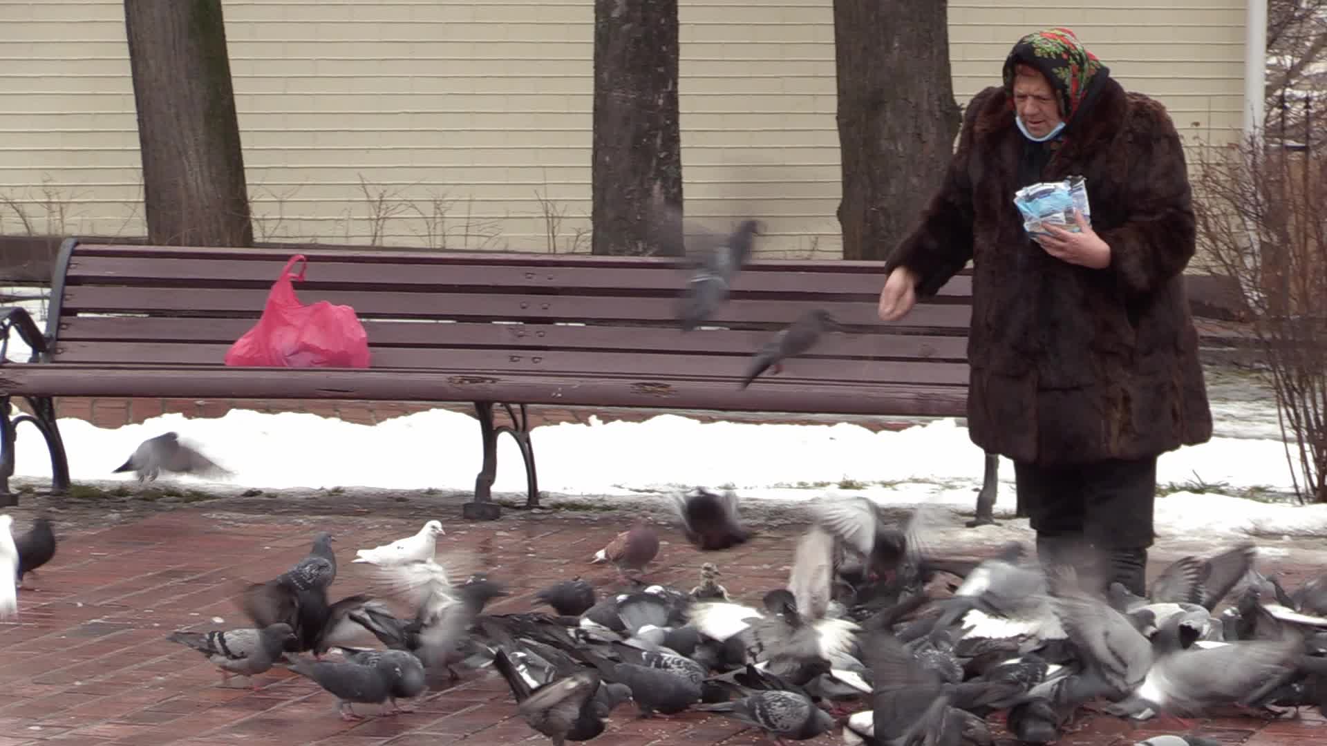 Daily life in Ukraine as the tension on the border with Russia stays