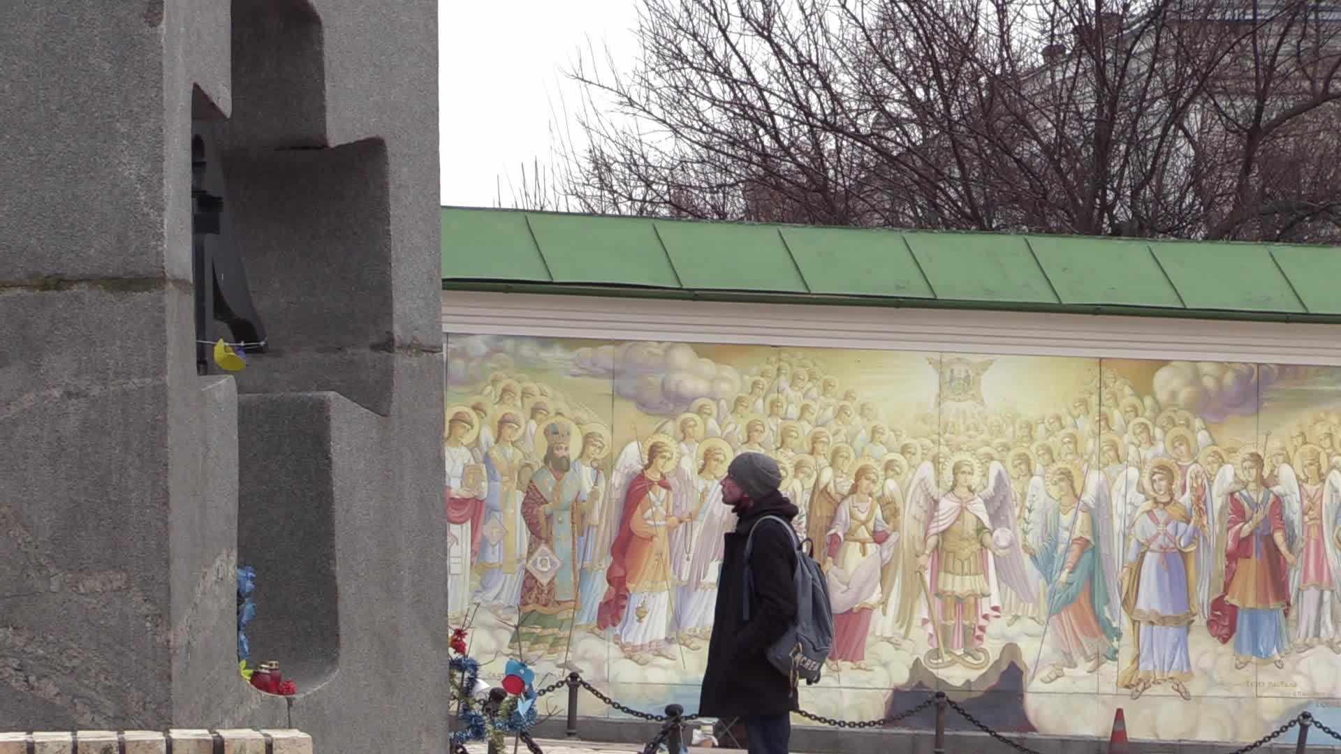 Daily life in Ukraine as the tension on the border with Russia stays