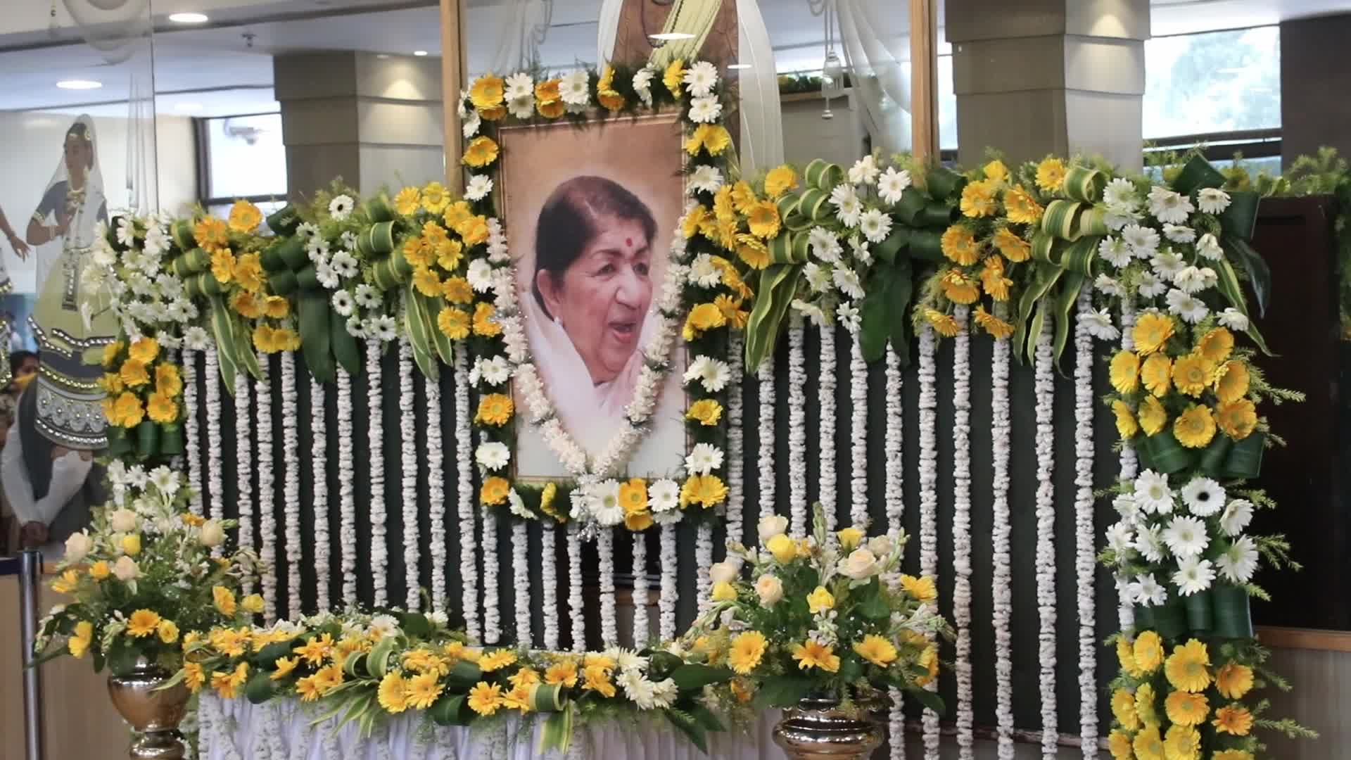 India honors singer Lata Mangeshkar at state funeral, dead at 92
