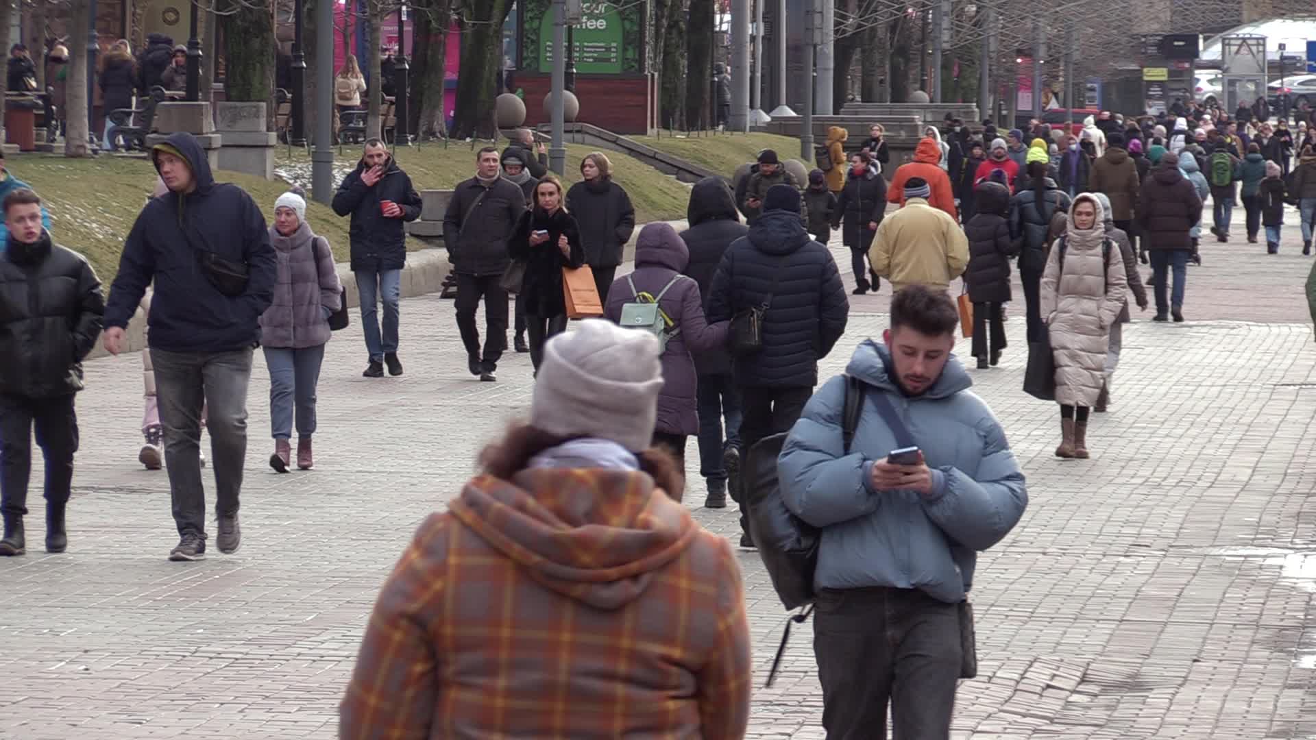 Daily life in Ukraine amid the tension on the border with Russia