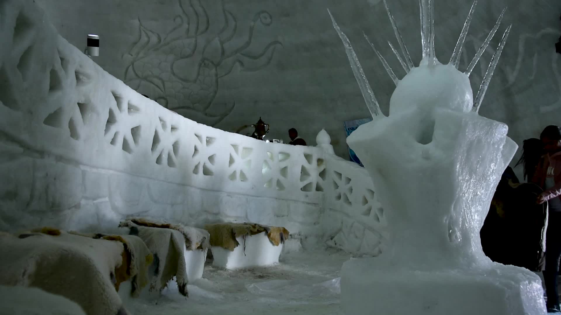 World's largest igloo café in Indian administered Kashmir