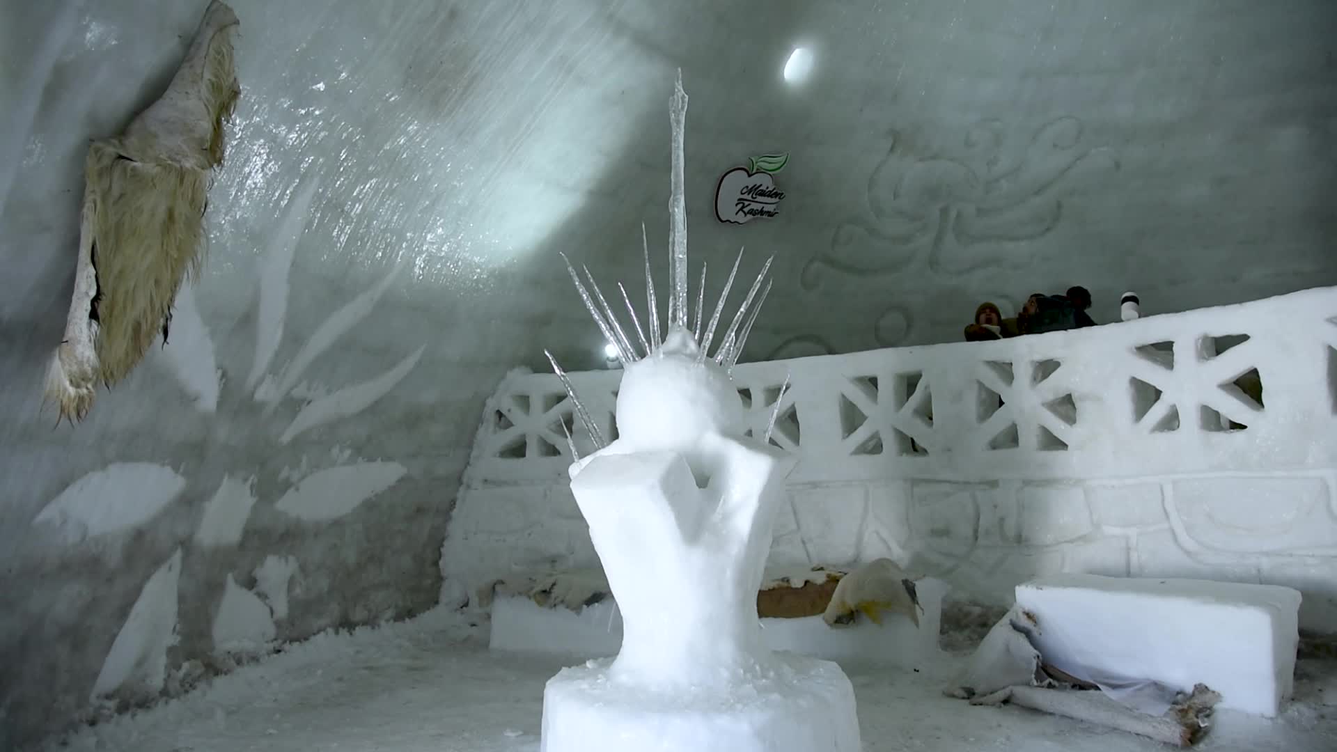 World's largest igloo café in Indian administered Kashmir