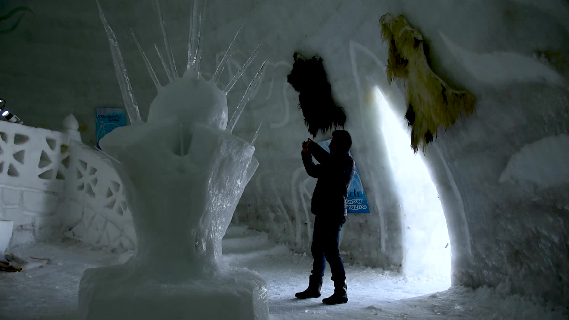 World's largest igloo café in Indian administered Kashmir