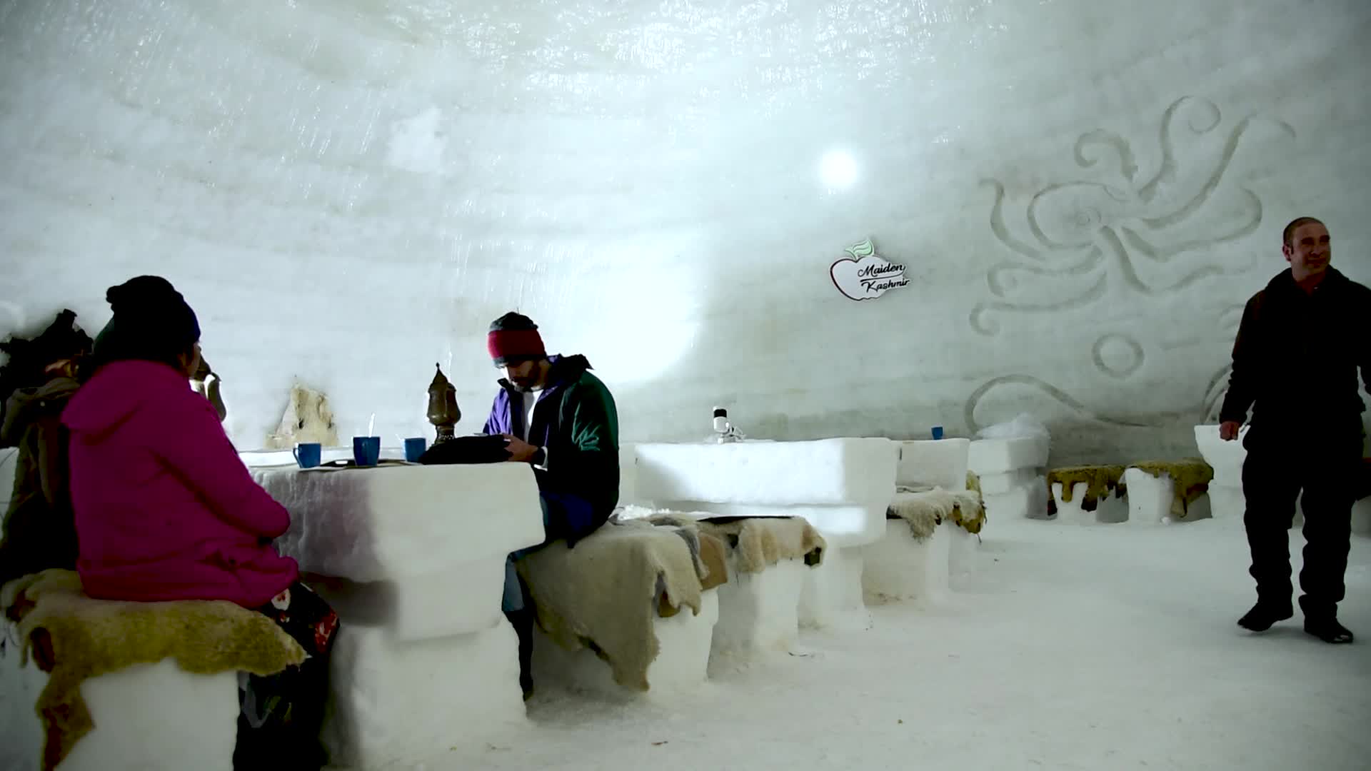 World's largest igloo café in Indian administered Kashmir