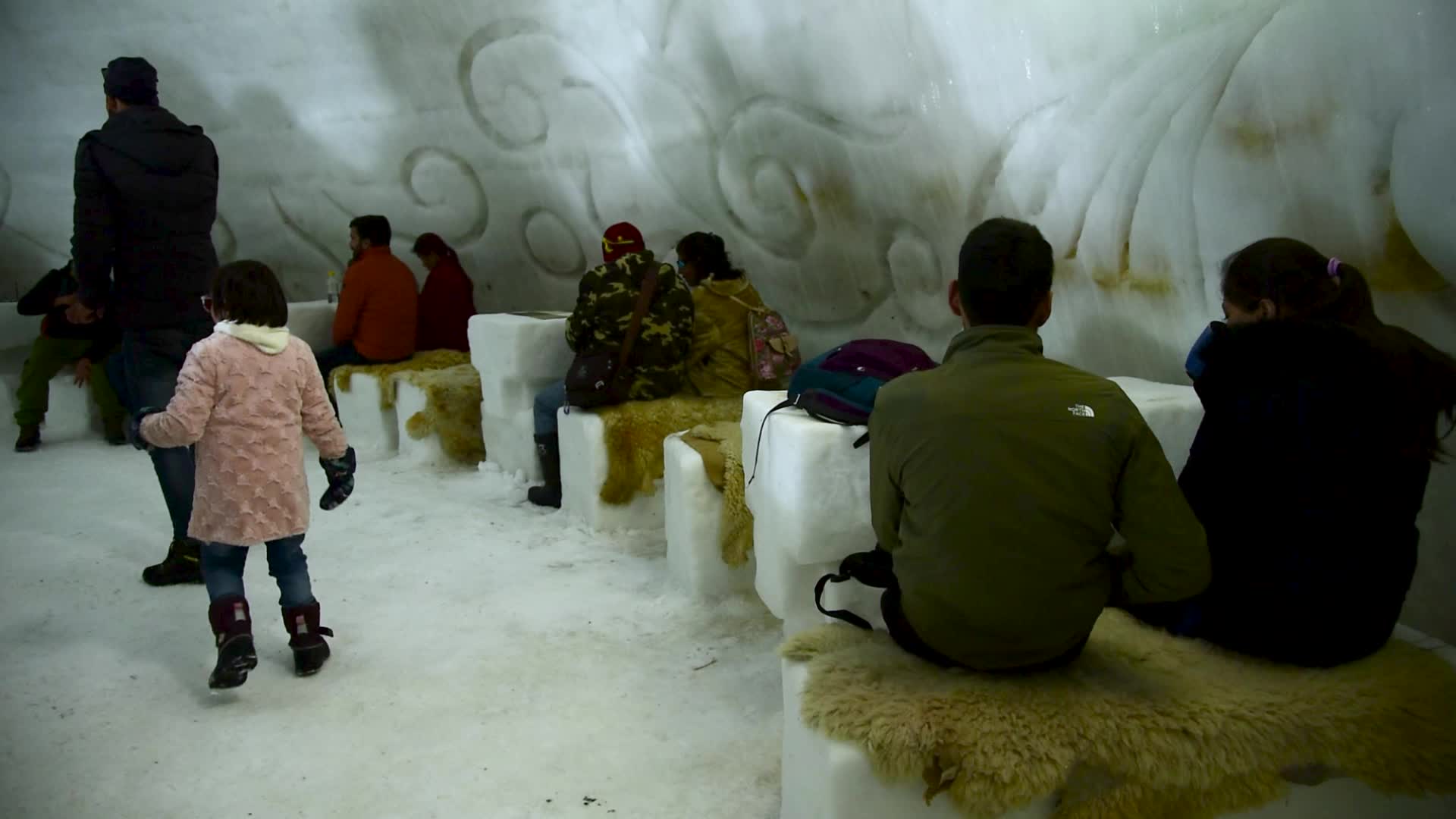 World's largest igloo café in Indian administered Kashmir