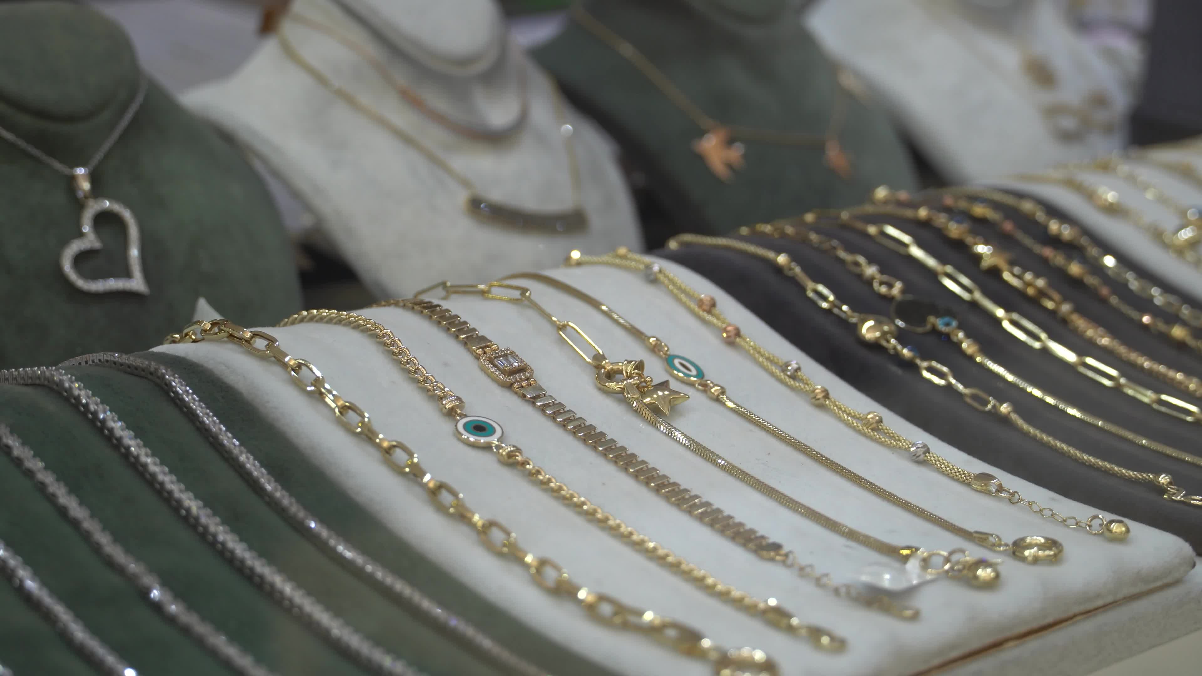Turkey aims to attract 5,000 tons of under-the-mattress gold into the financial system