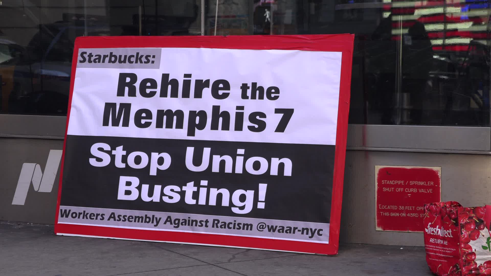 NYC: Protesters picket against Starbucks union busting