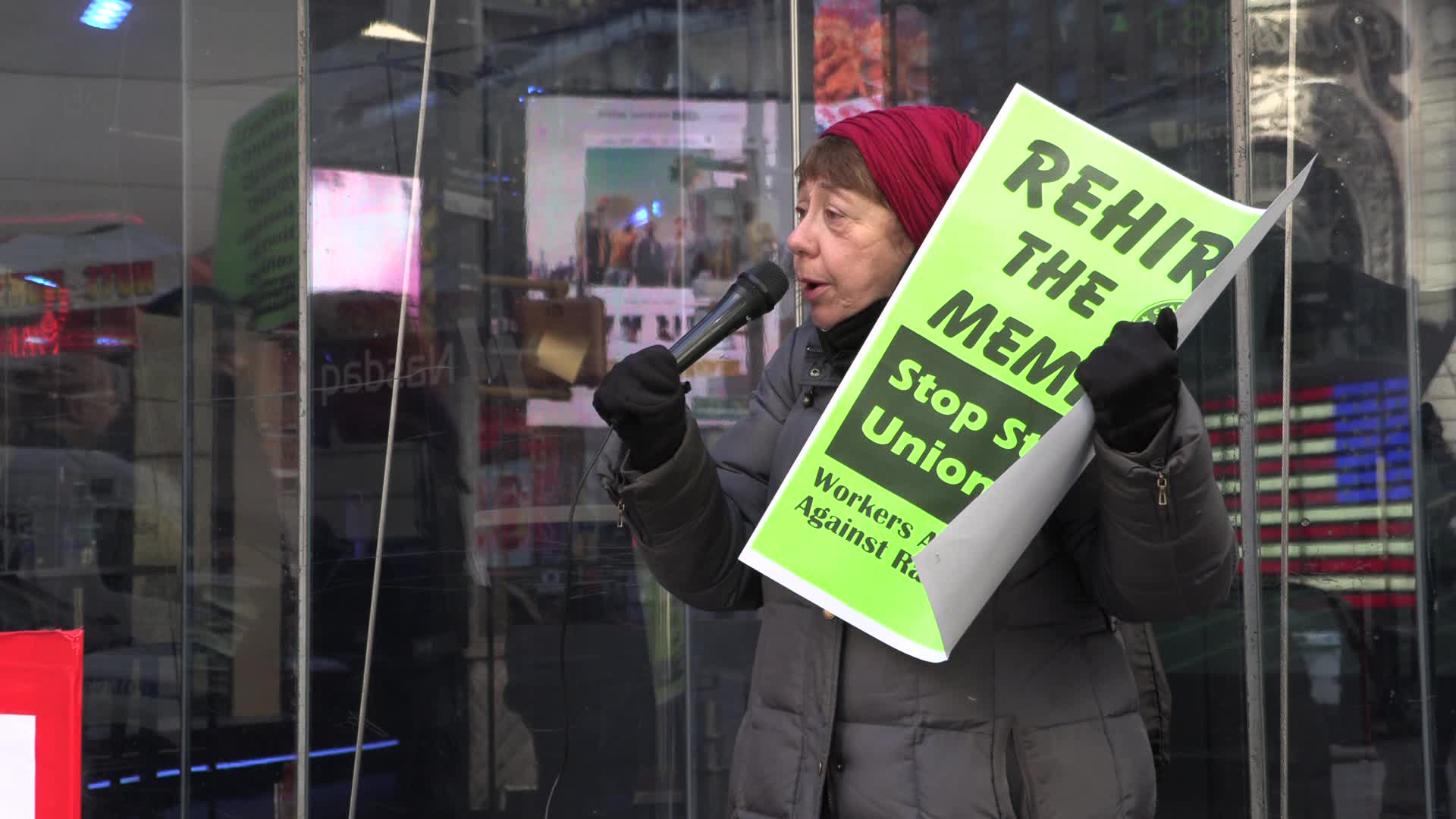 NYC: Protesters picket against Starbucks union busting