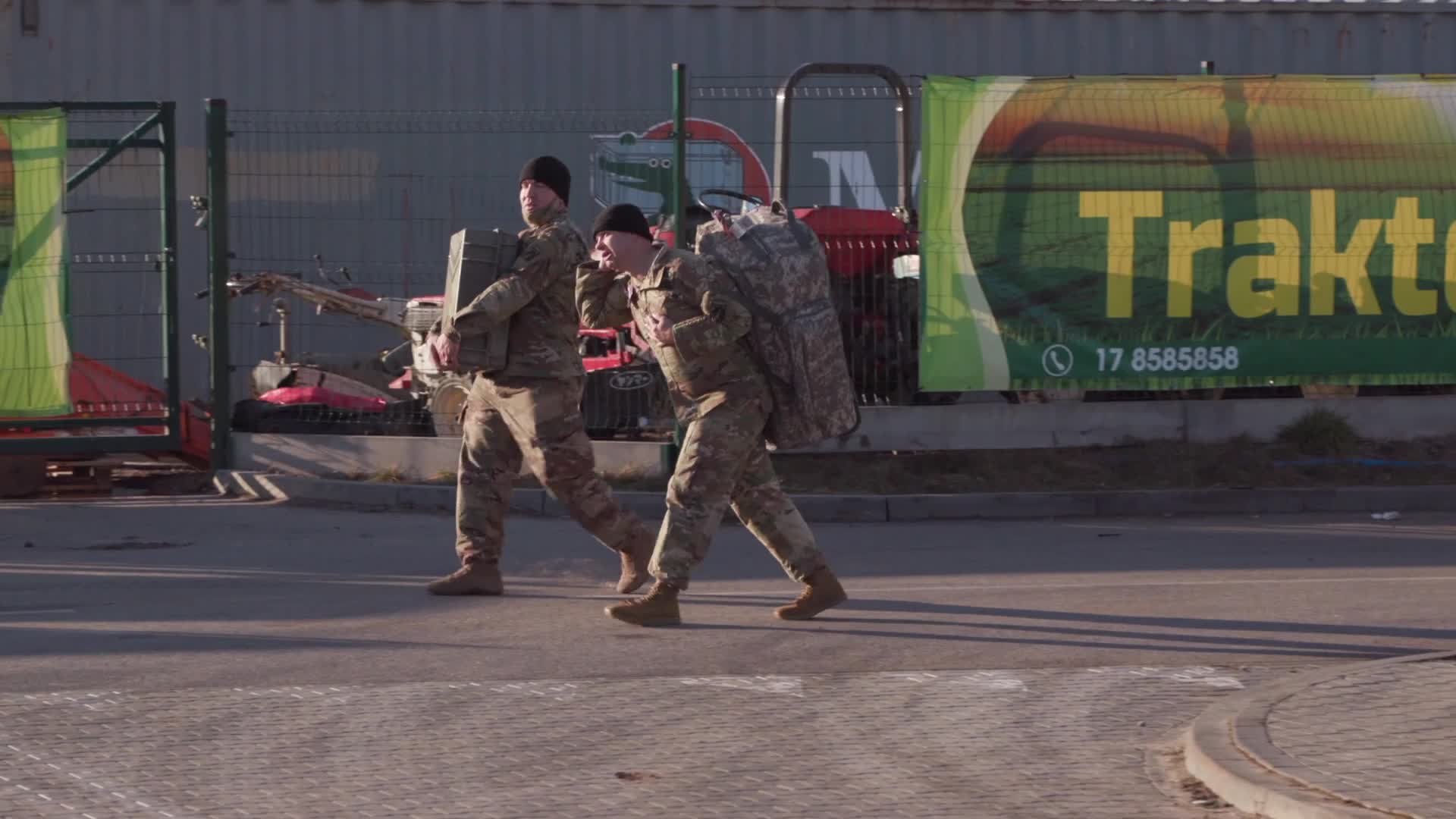 US soldiers arrive in Poland