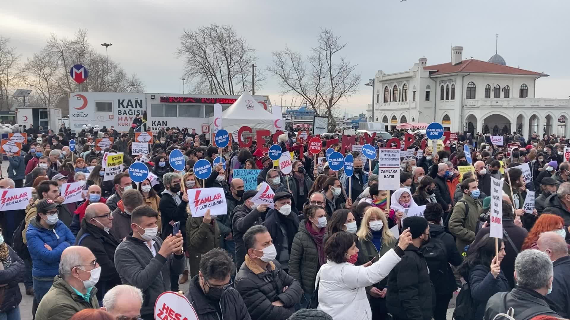 Protest Against Increasing Electricity Prices In Istanbul