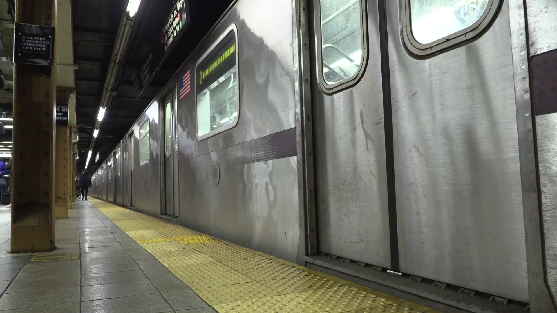 NYC: MTA Subway Platforms