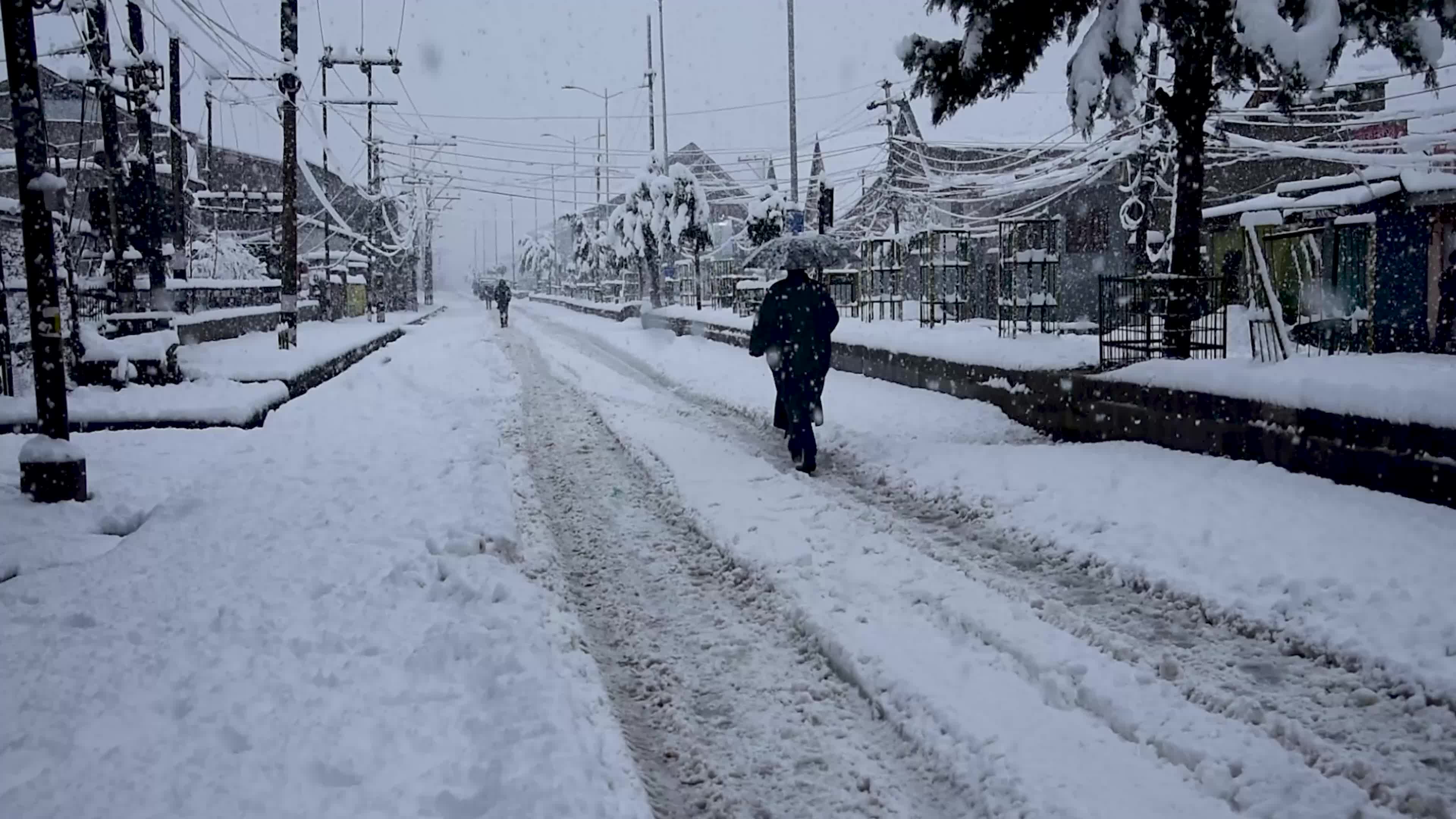 Heavy snowfall in Indian administered Kashmir