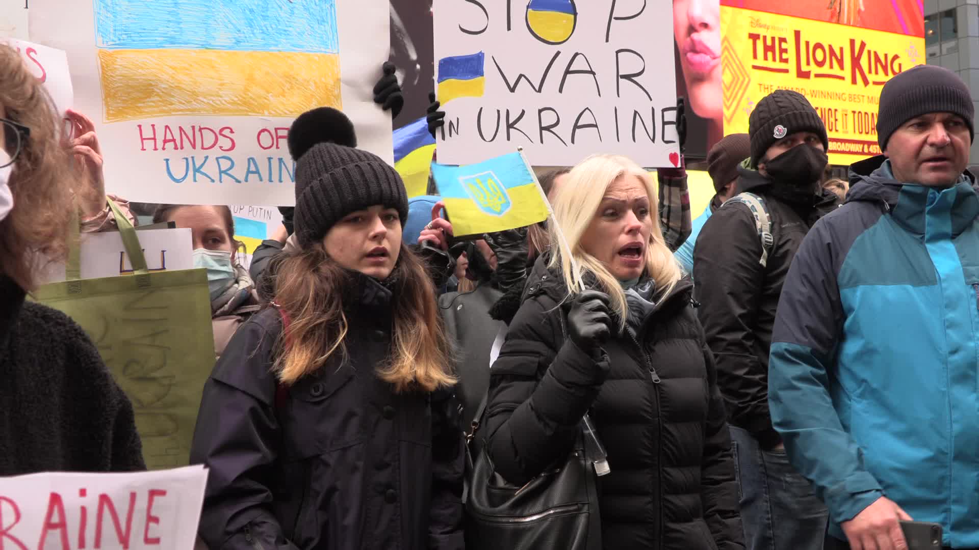 NYC: Thousands of Anti-War Protesters March to Stop War in Ukraine