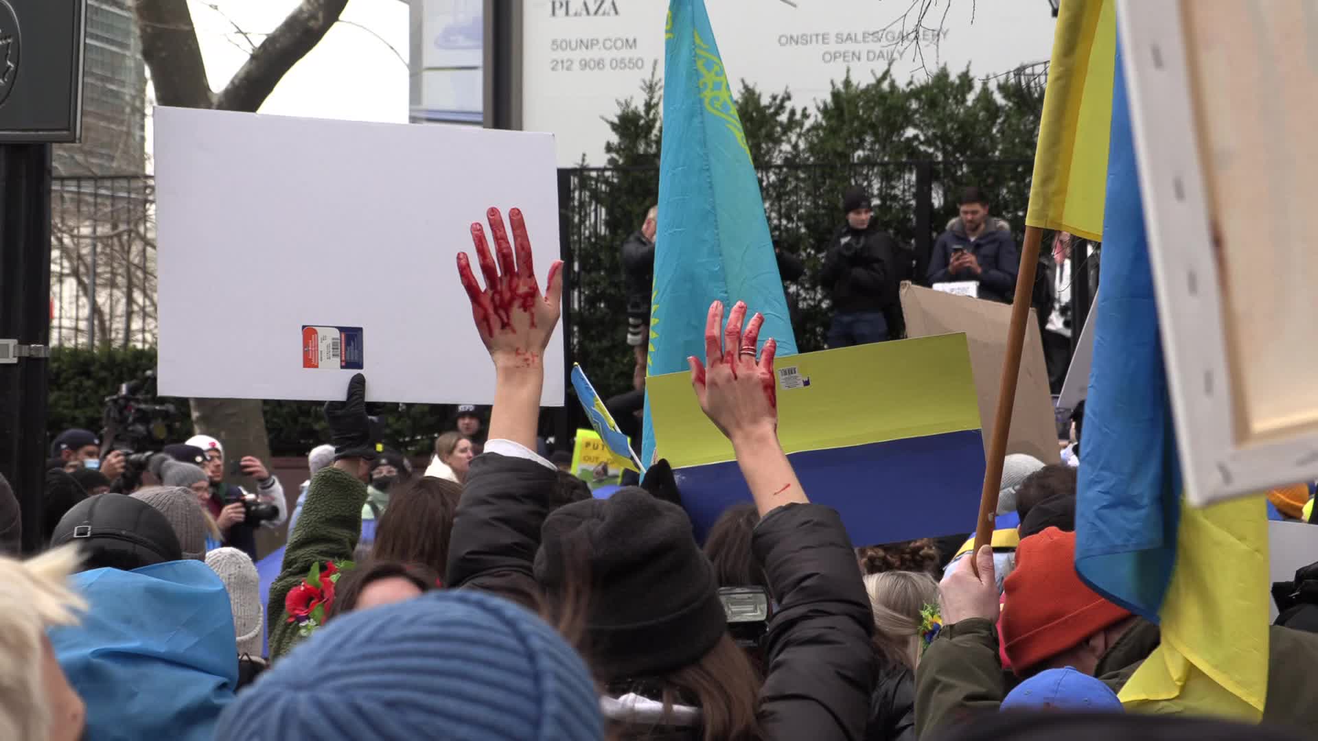 NYC: Thousands of Protesters March to Stop War in Ukraine