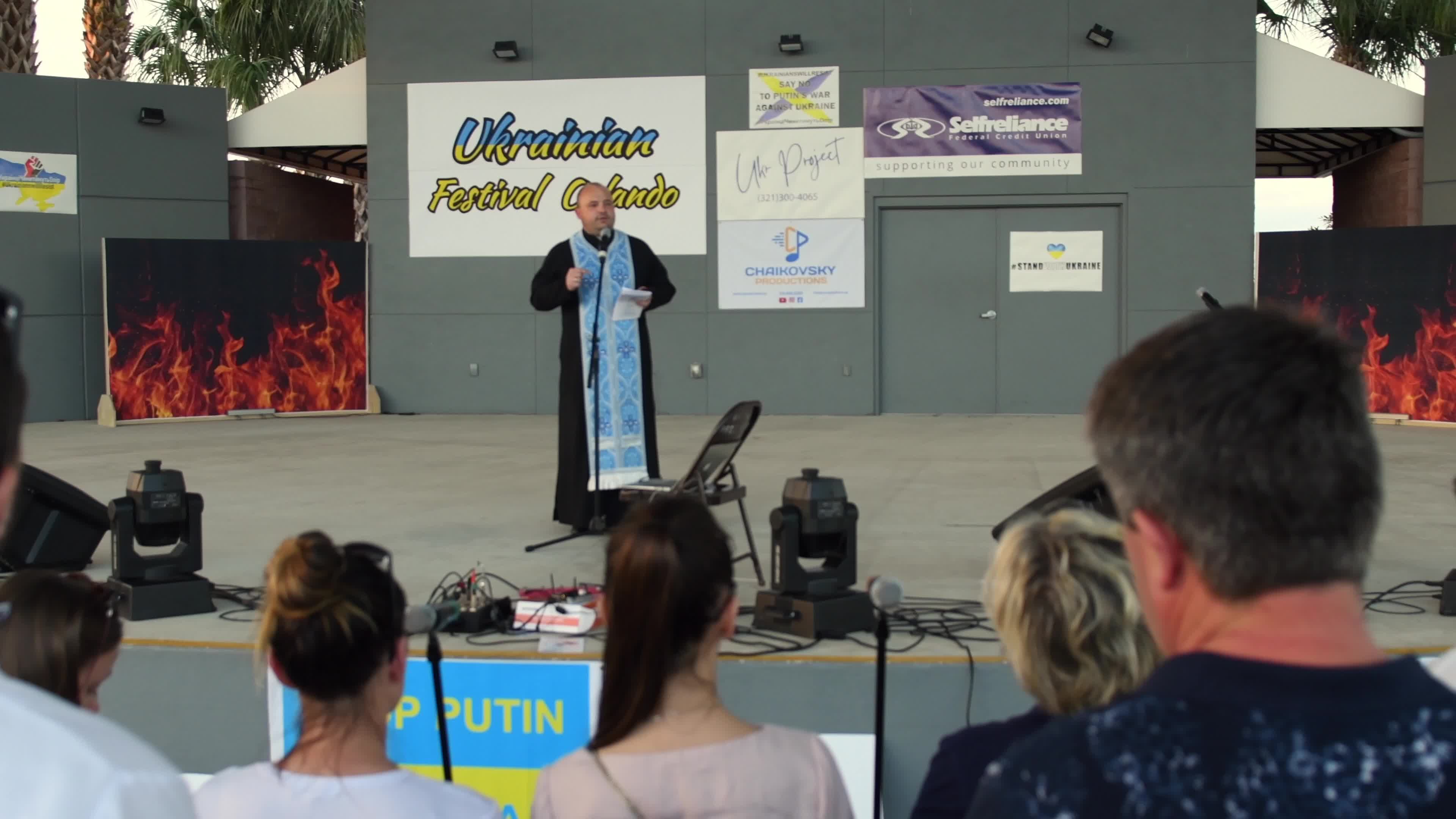 Ukrainian Festival Becomes Rally and Prayer Service