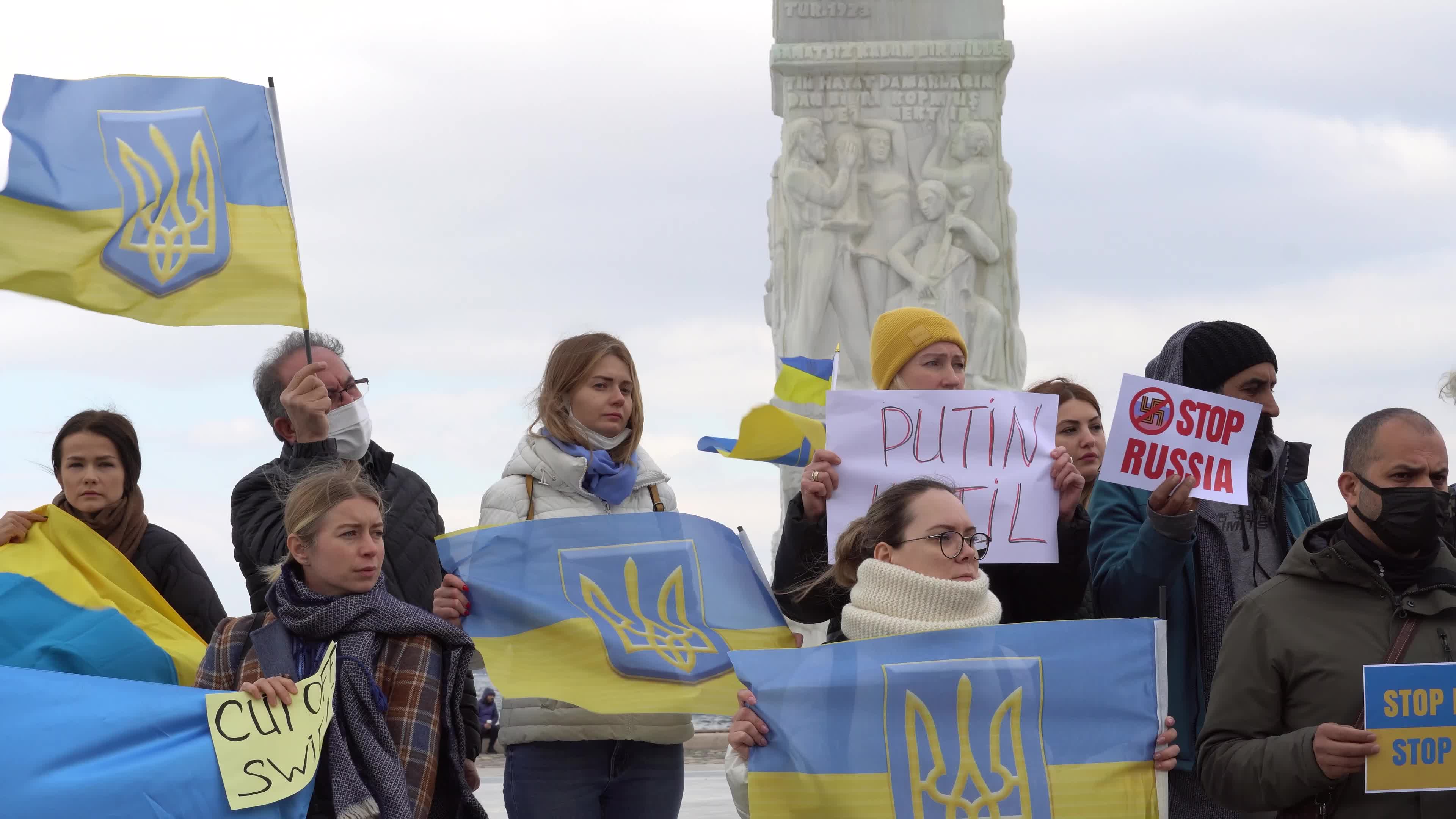 Protest of Ukrainians after Russia invades Ukraine