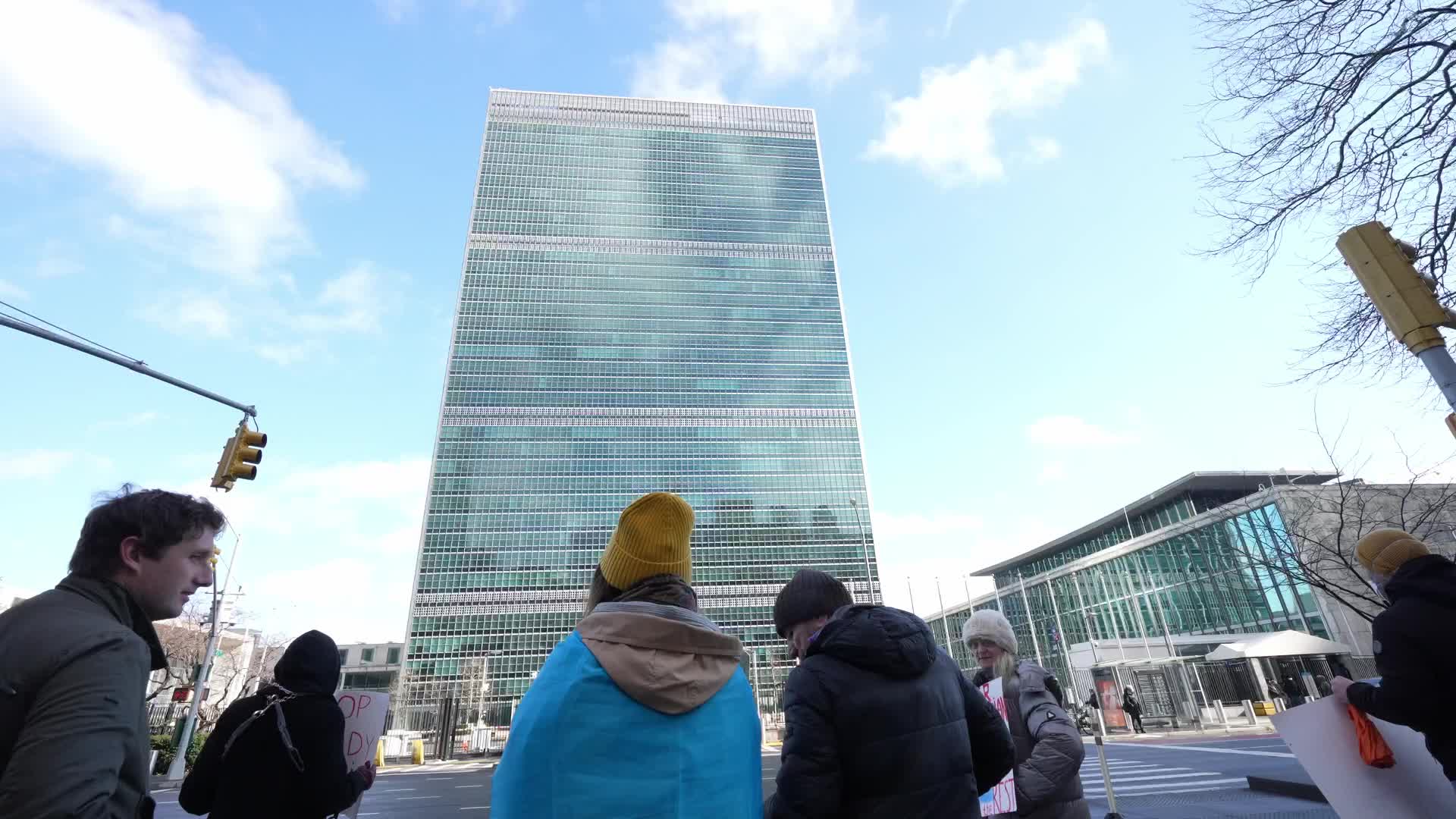 United Nations Headquarters Atmosphere 