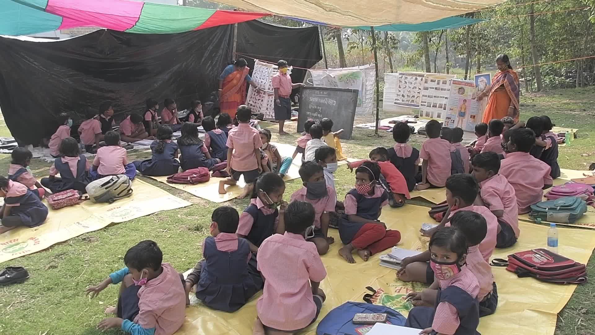 Open air school for children in West Bengal