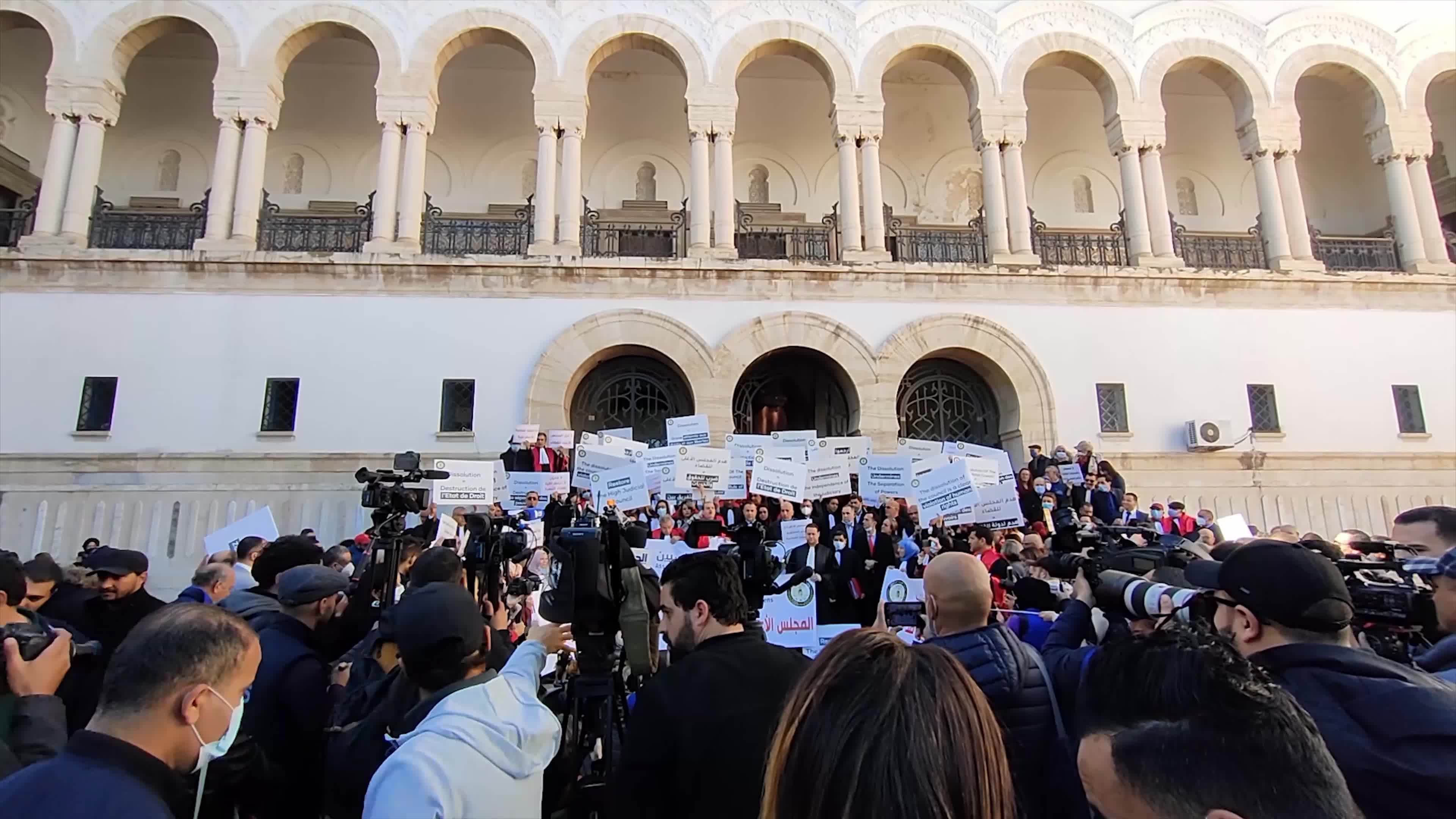 Judges Protest President Saied's Decision to Dissolve Supreme Judicial Council In Tunis