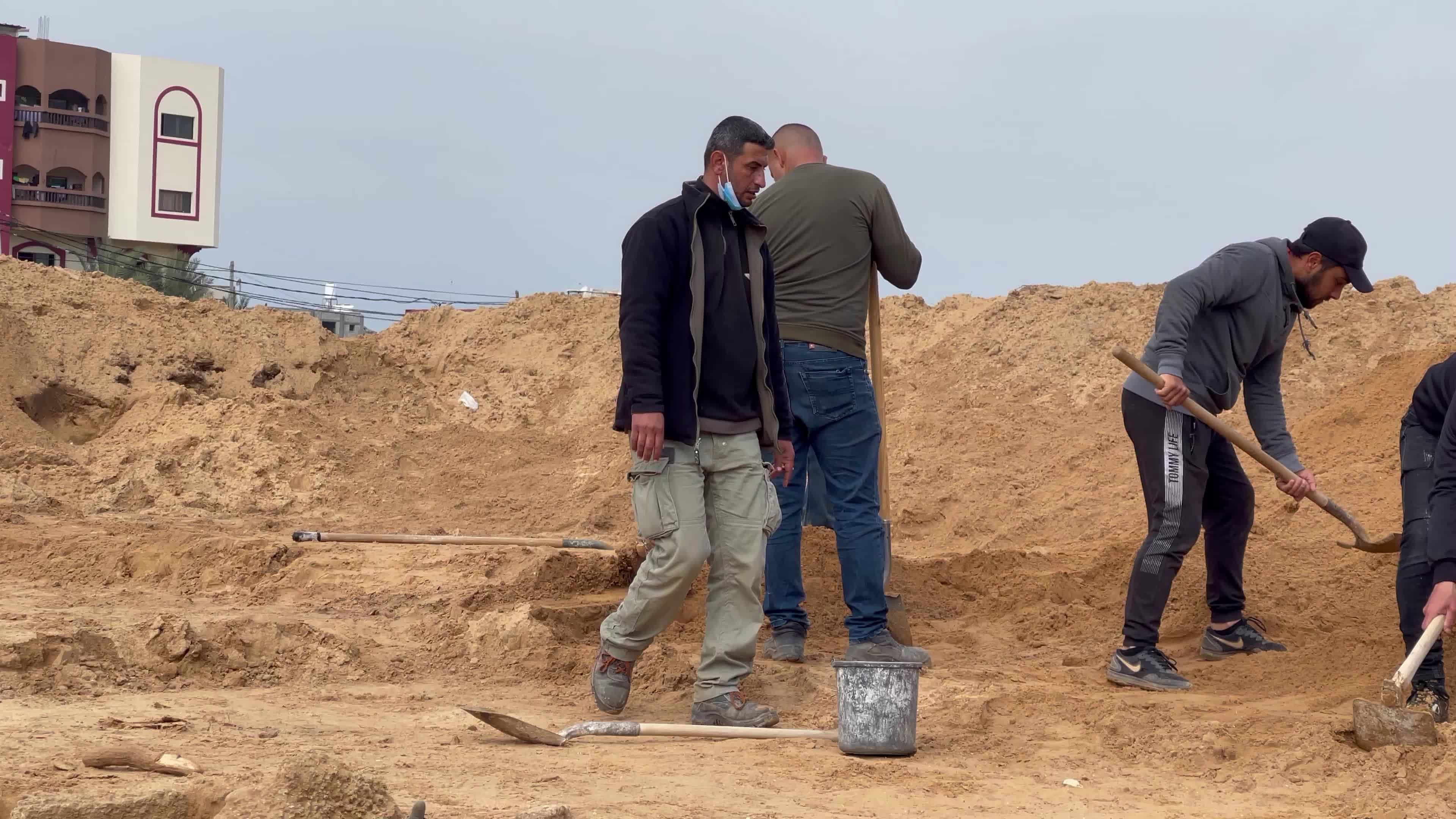 Newly discovered Roman cemetery in Gaza City 