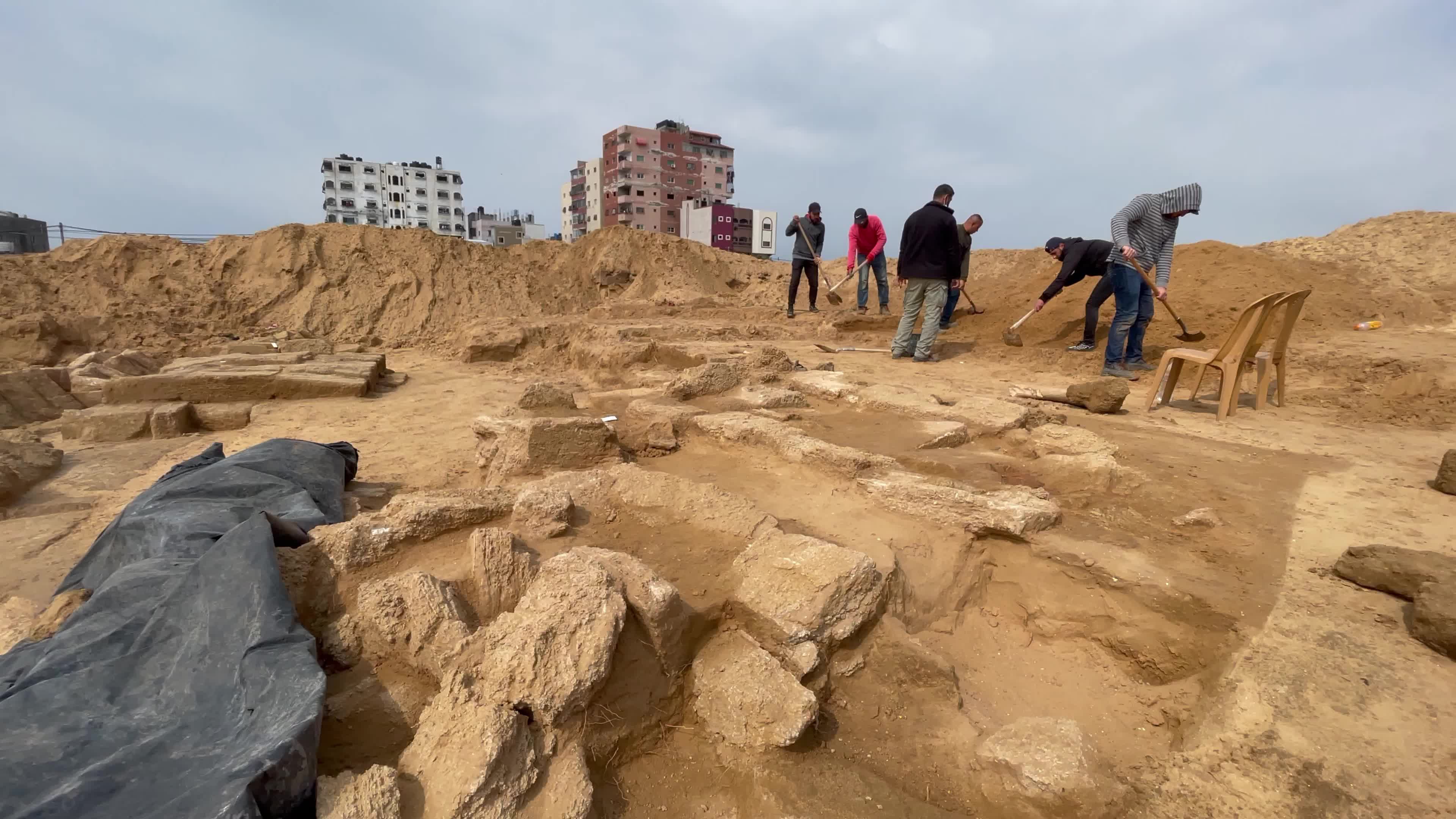 Newly discovered Roman cemetery in Gaza City 