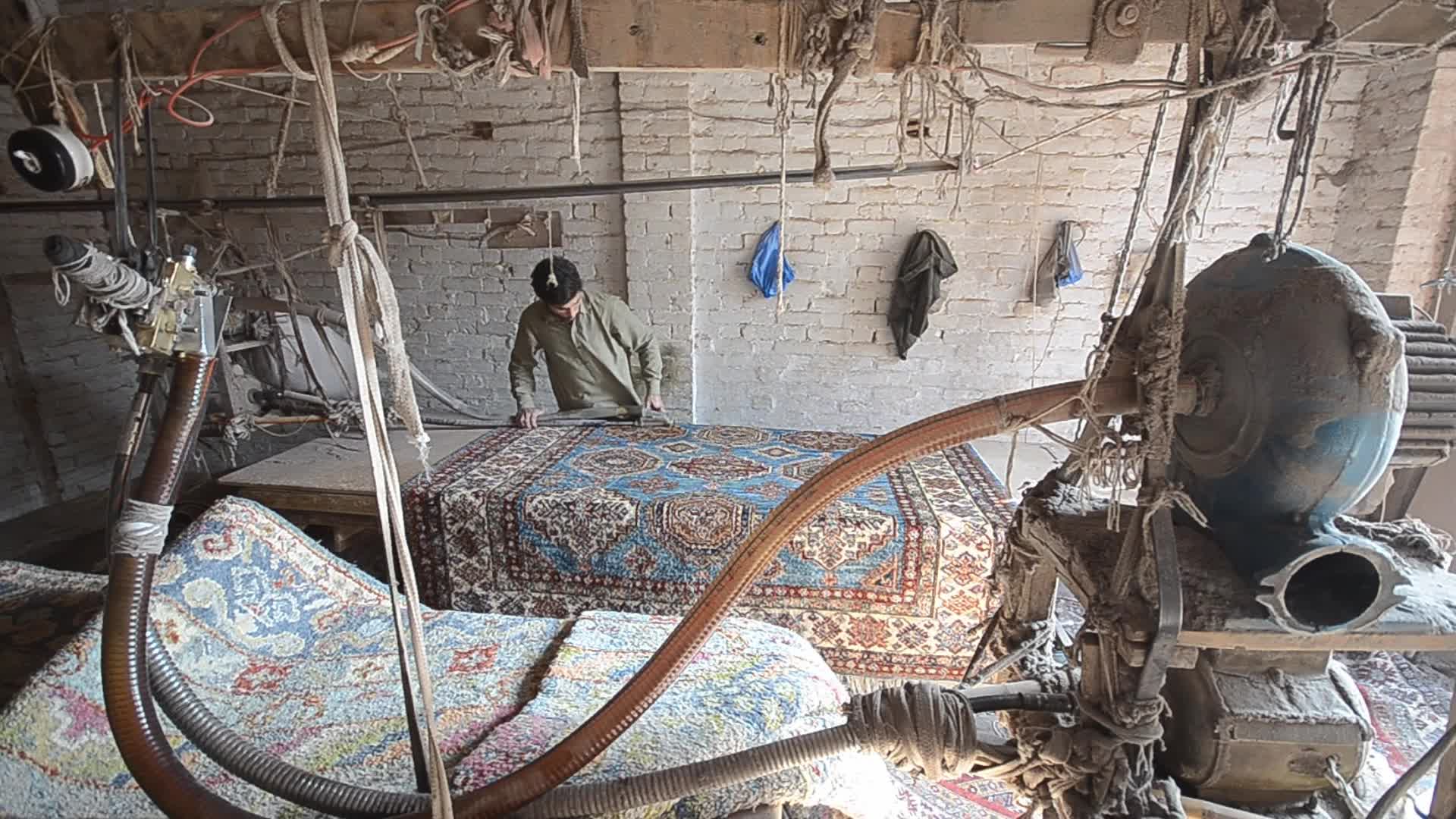 Afghan carpet factory in Peshawar 