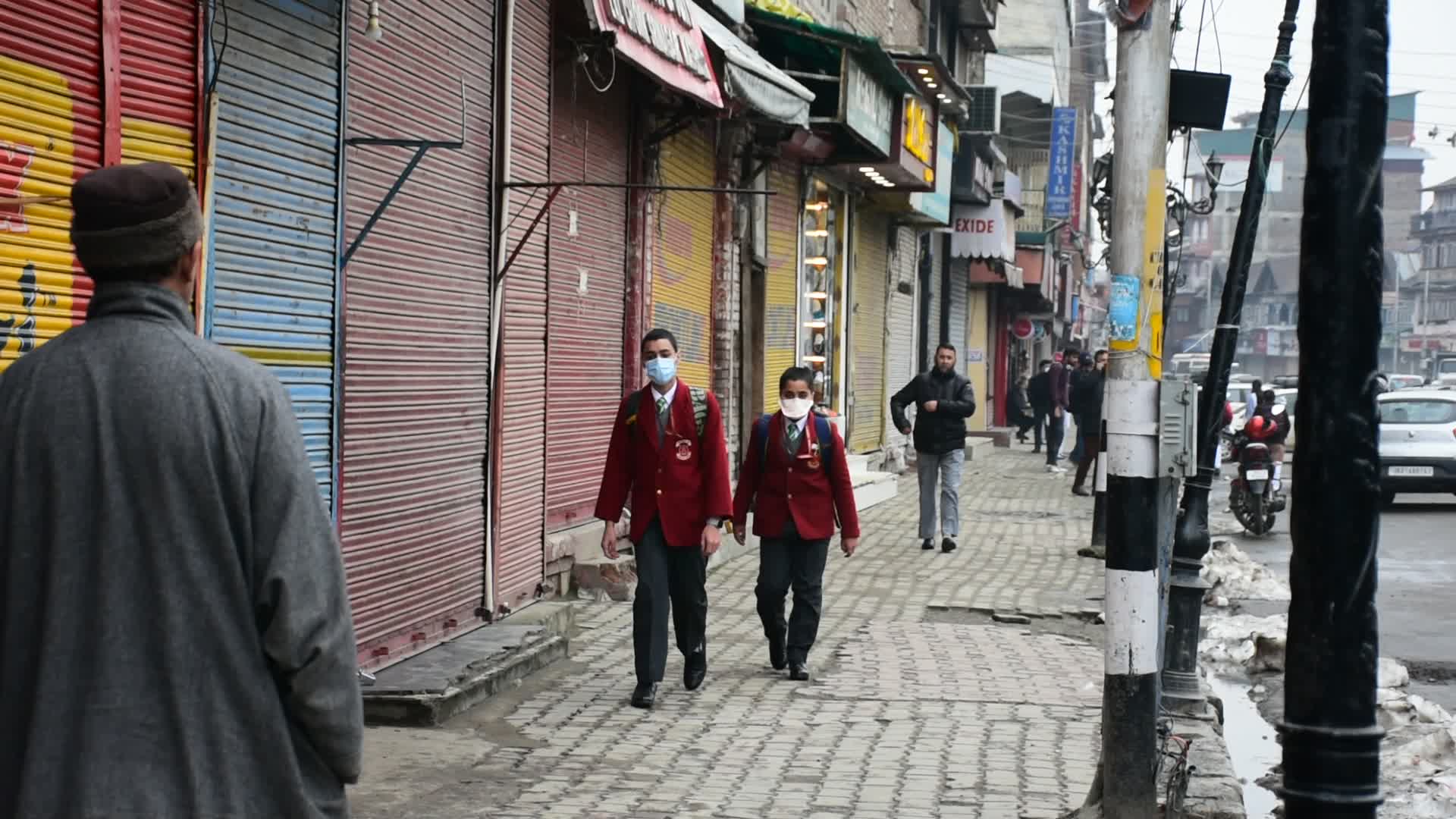 Schools in Kashmir Opened After 500 Days of Covid-19 Lockdown 