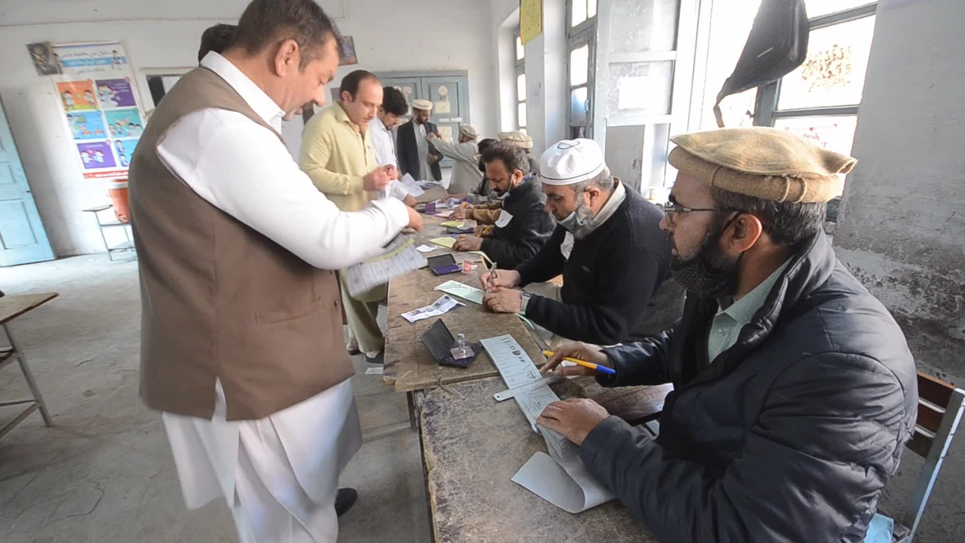 Re-polling in 13 districts for local Govt elections in Peshawar 
