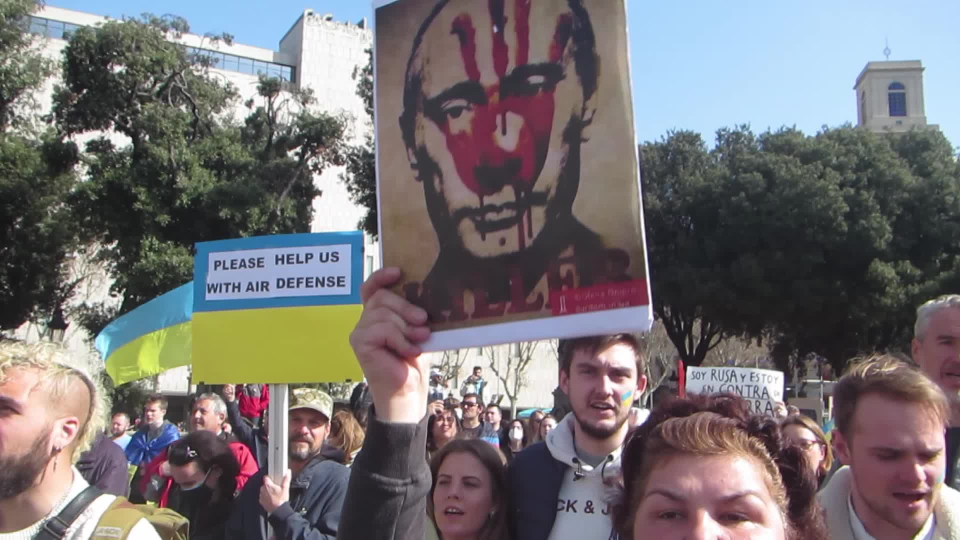 Demonstration in Barcelona against the war in Ukraine