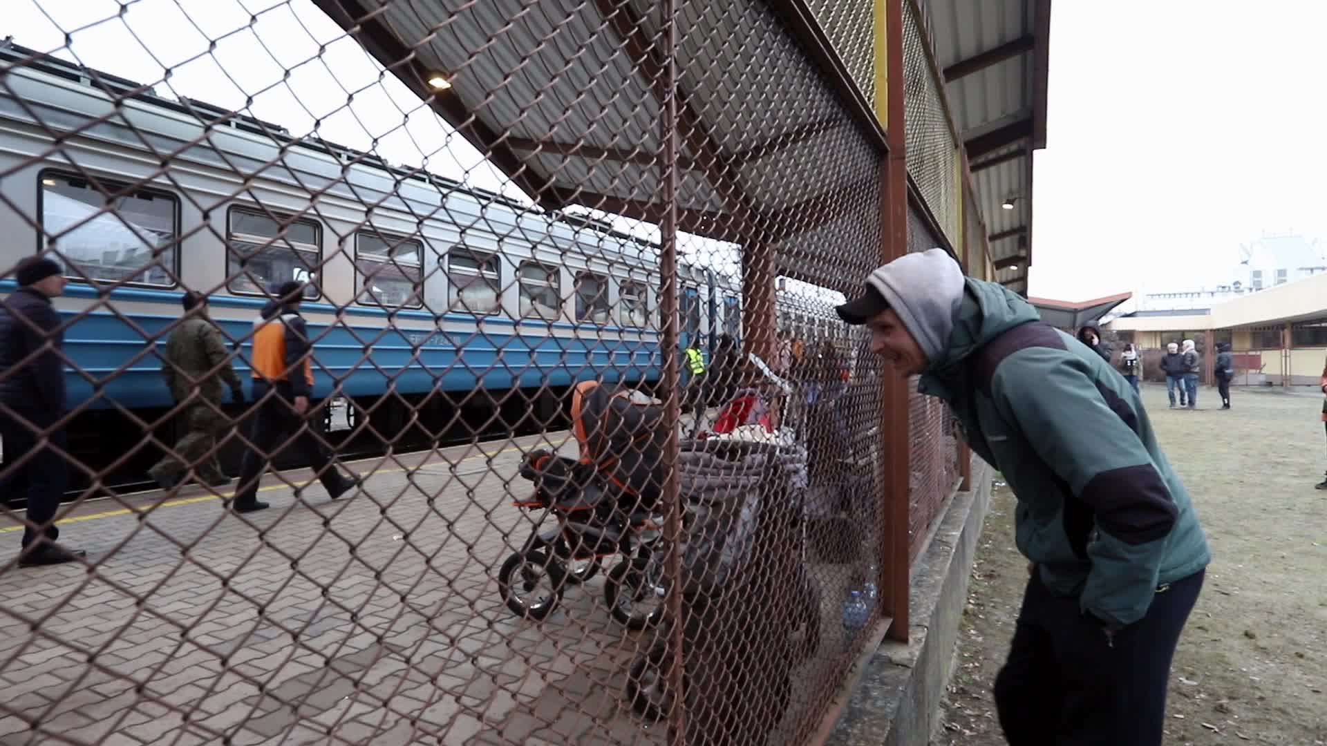Refugees from Ukraine come to Przemyśl in Poland