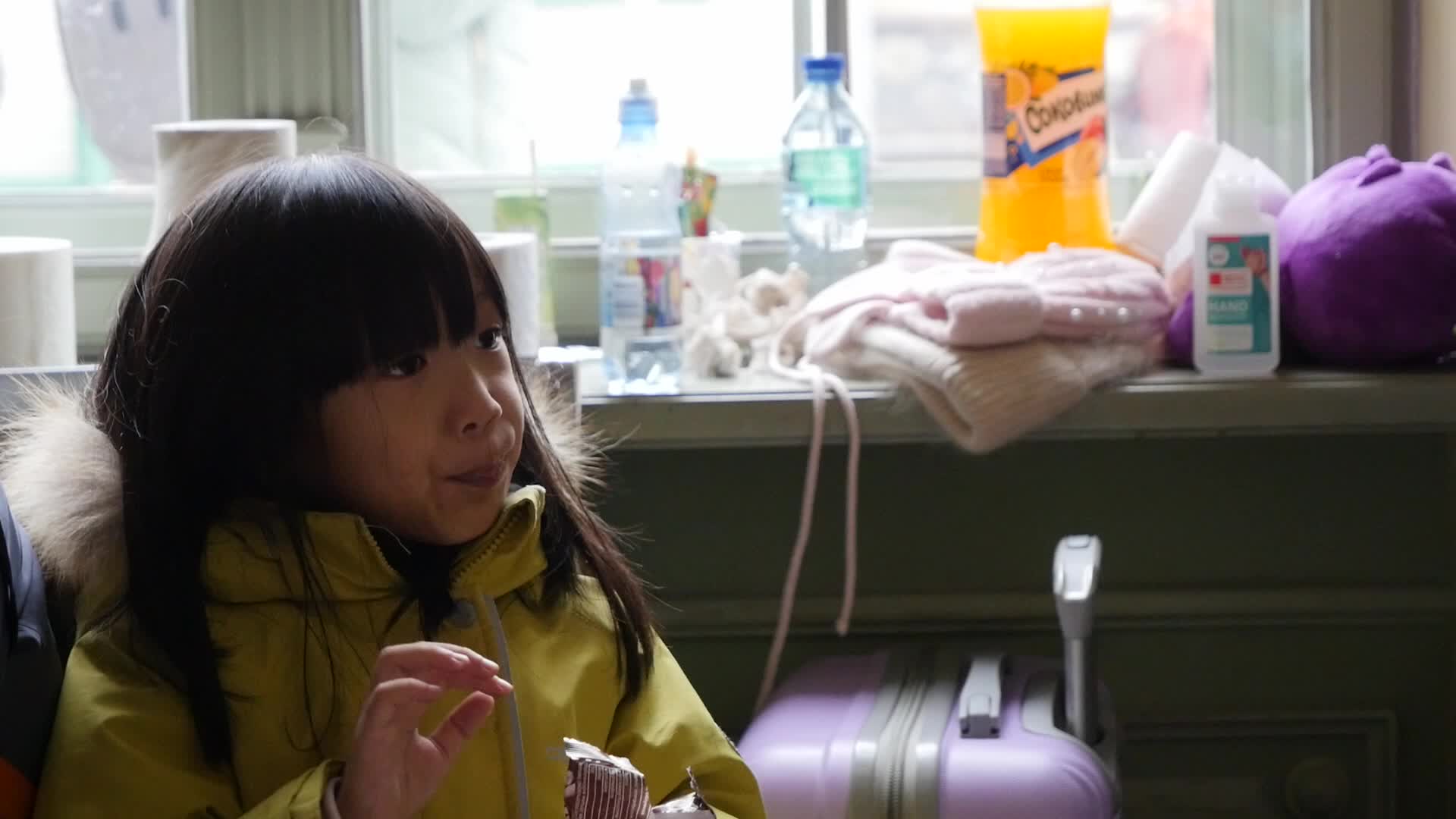 Refugees from Ukraine come to Przemyśl in Poland