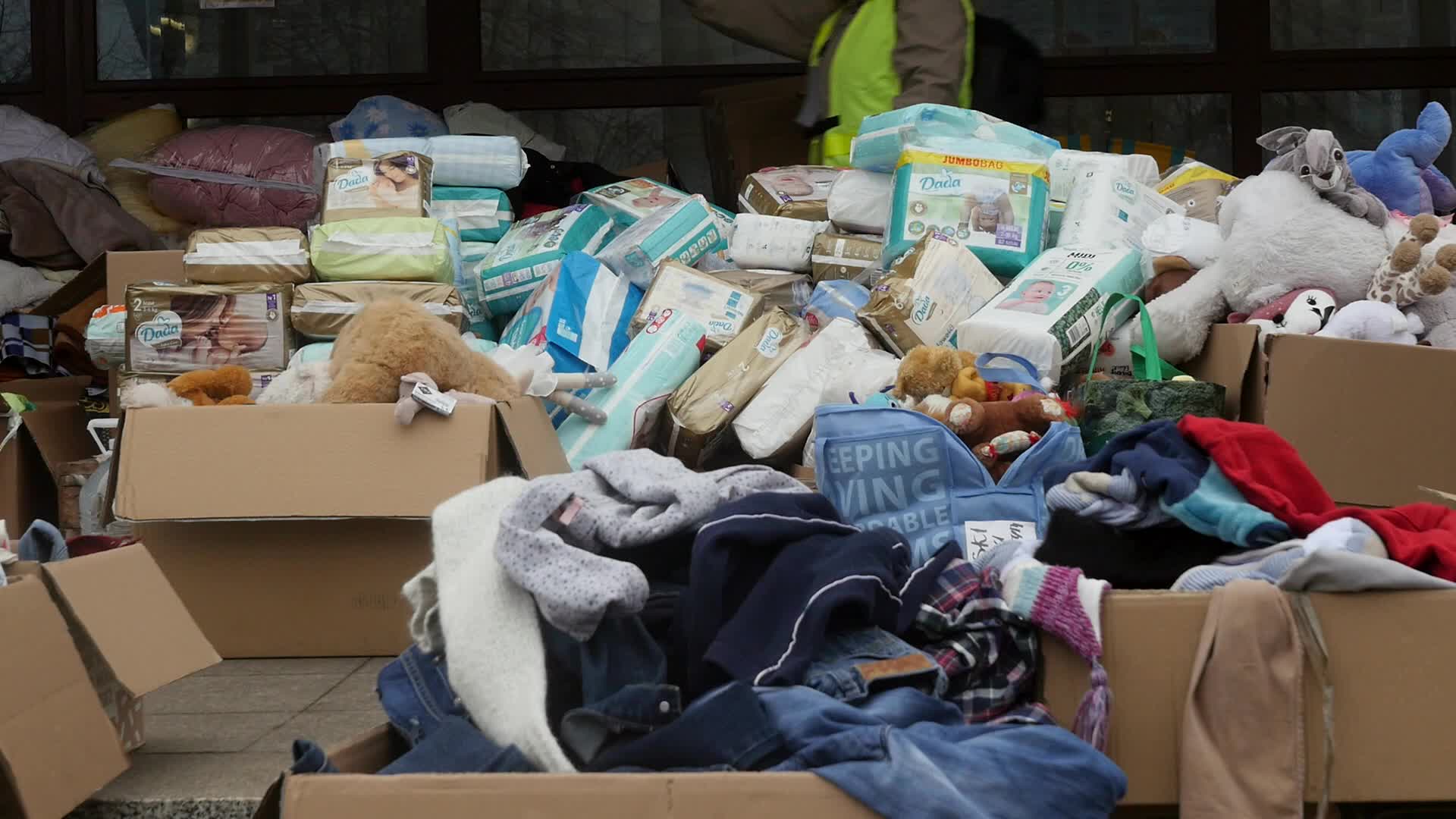 Refugees from Ukraine come to Przemyśl in Poland