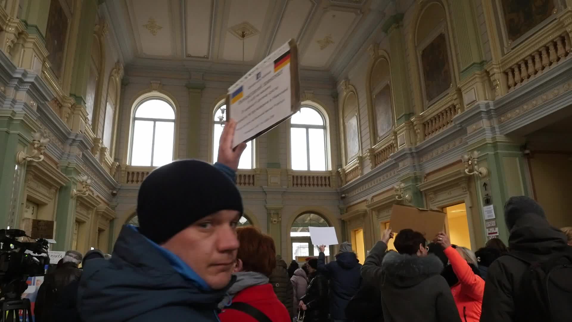 Refugees from Ukraine come to Przemyśl in Poland
