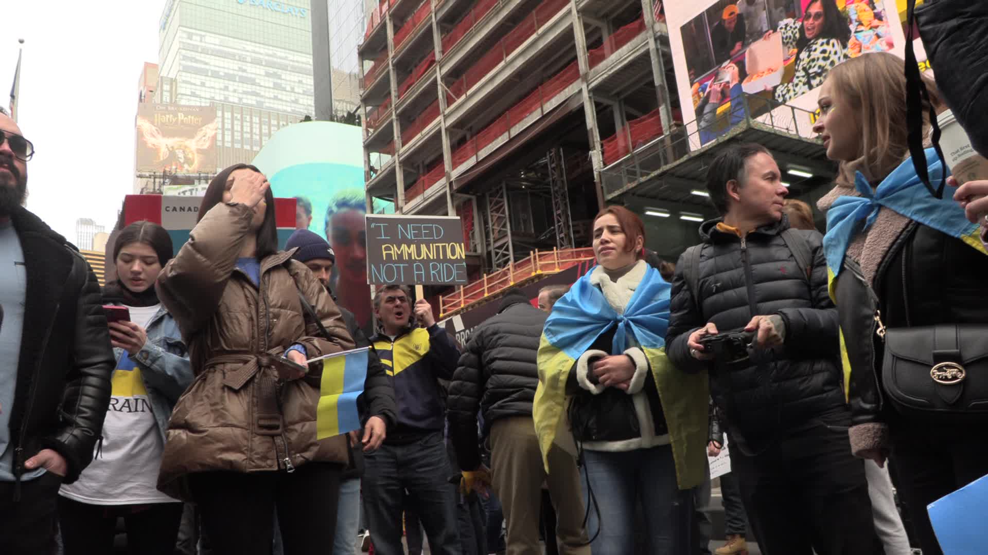 NYC: Ukrainian-Americans Flood Times Square calling for NATO to Implement No-Fly Zone