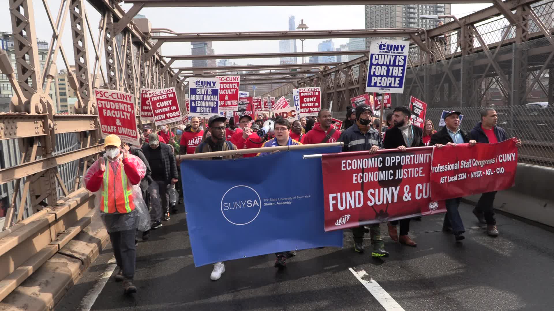 NYC: Teachers, Students Take Over Brooklyn Bridge Calling for Investment in SUNY & CUNY