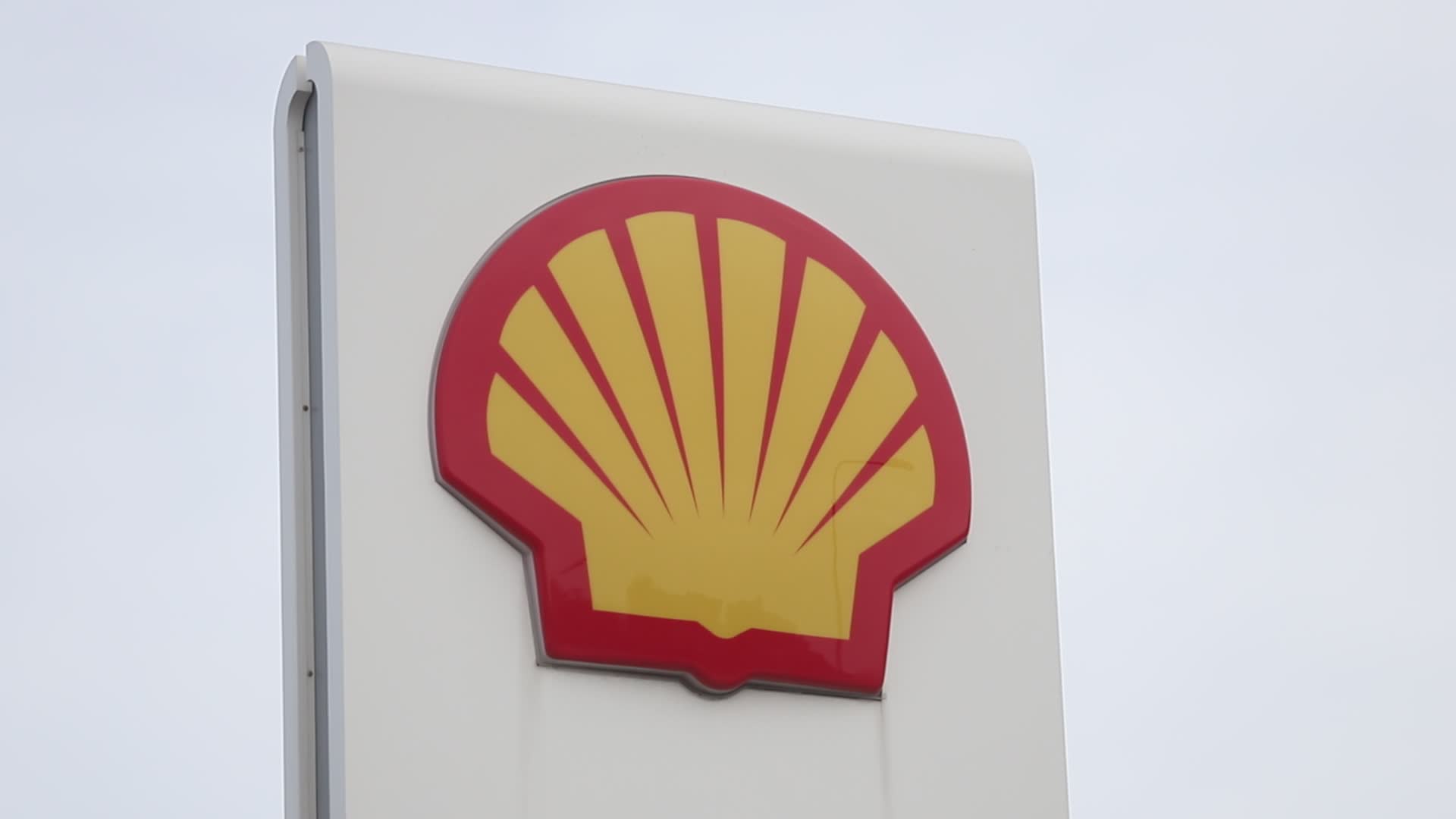 Shell gas station In Saint Petersburg